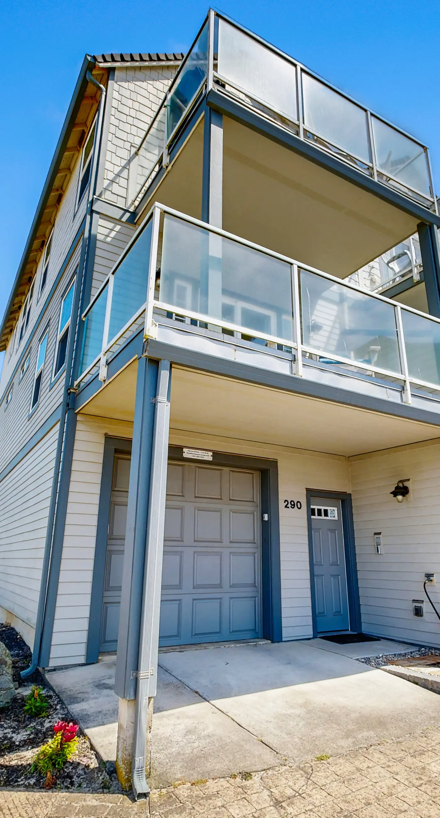 Updated Ocean View End Townhome with Game Room and Dog Friendly