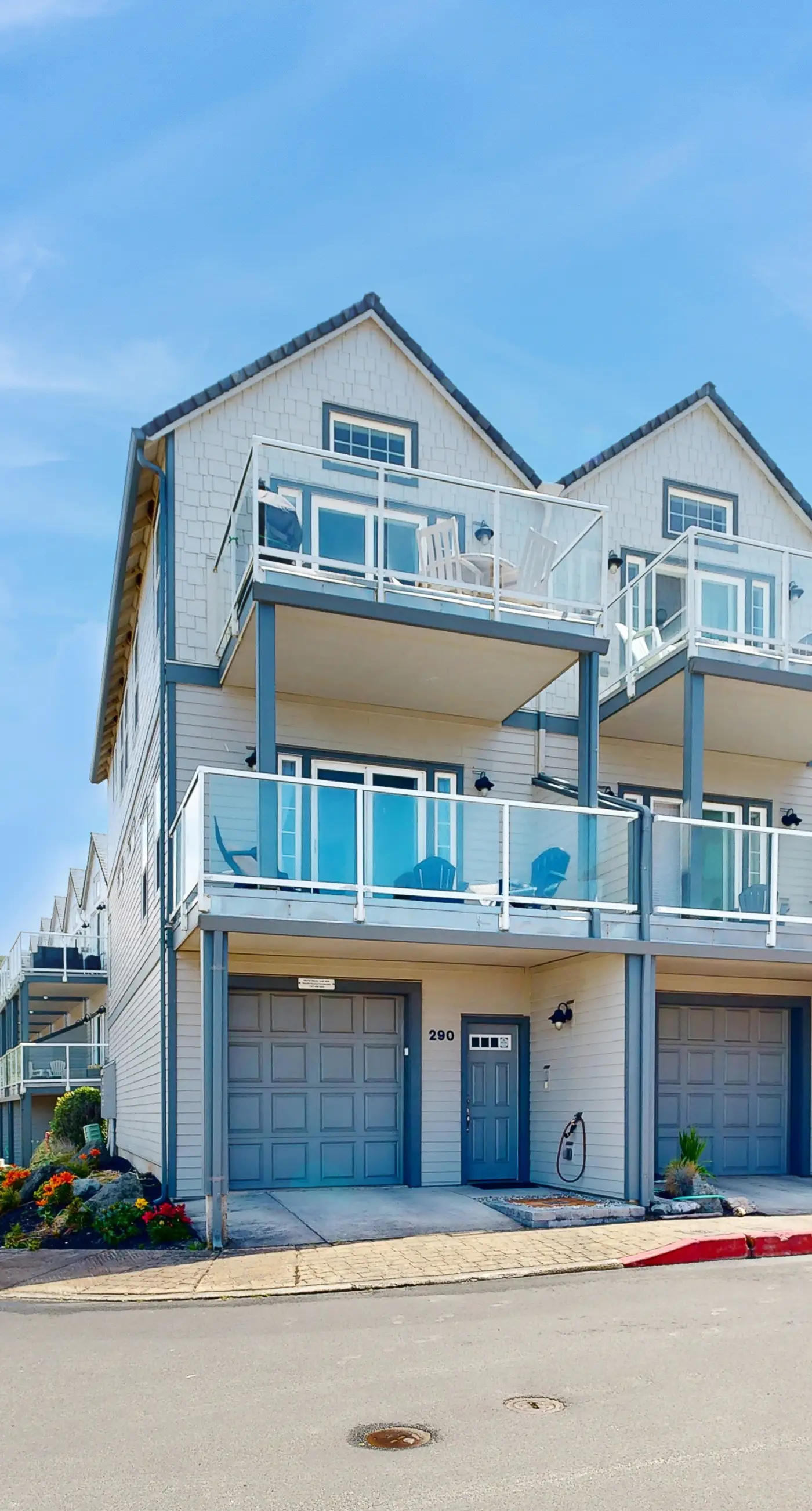 Updated Ocean View End Townhome with Game Room and Dog Friendly