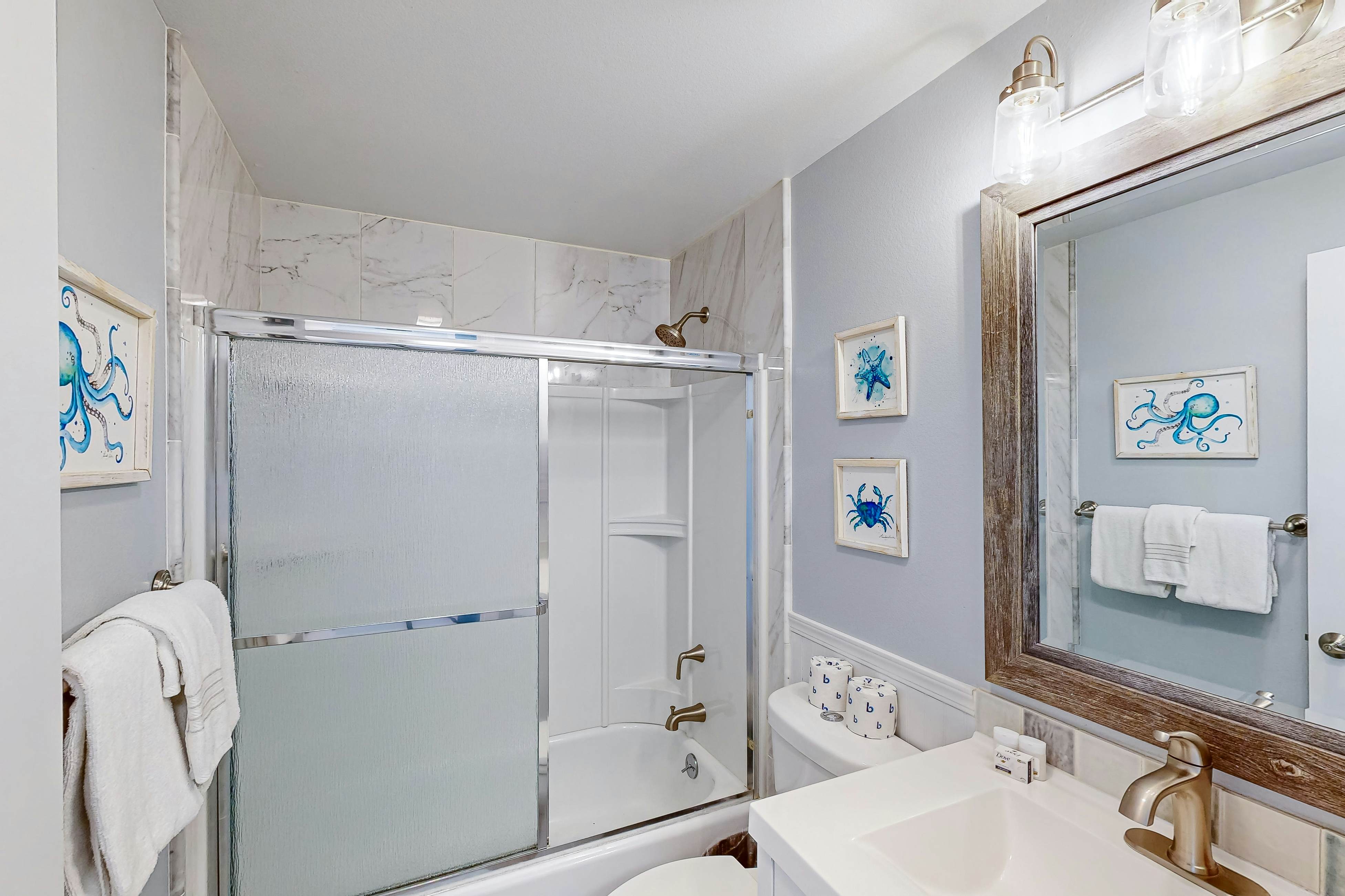 Rock Creek Inn condo on beach with ocean view balcony walk to shops and dining