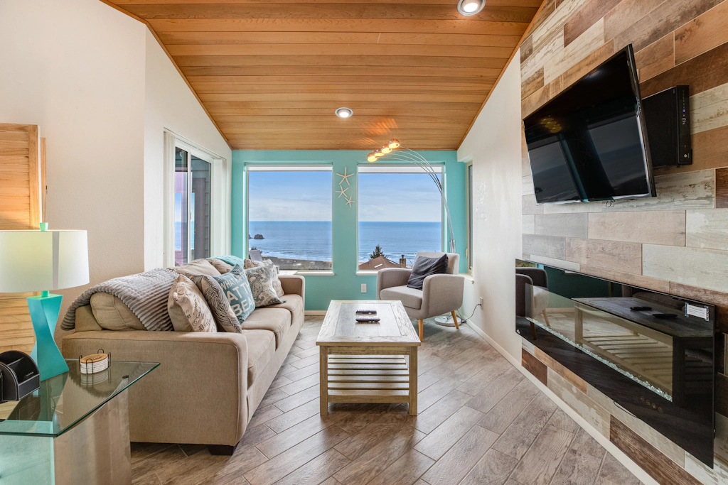 Ocean view home with a deck gas grill free WiFi and washer dryer