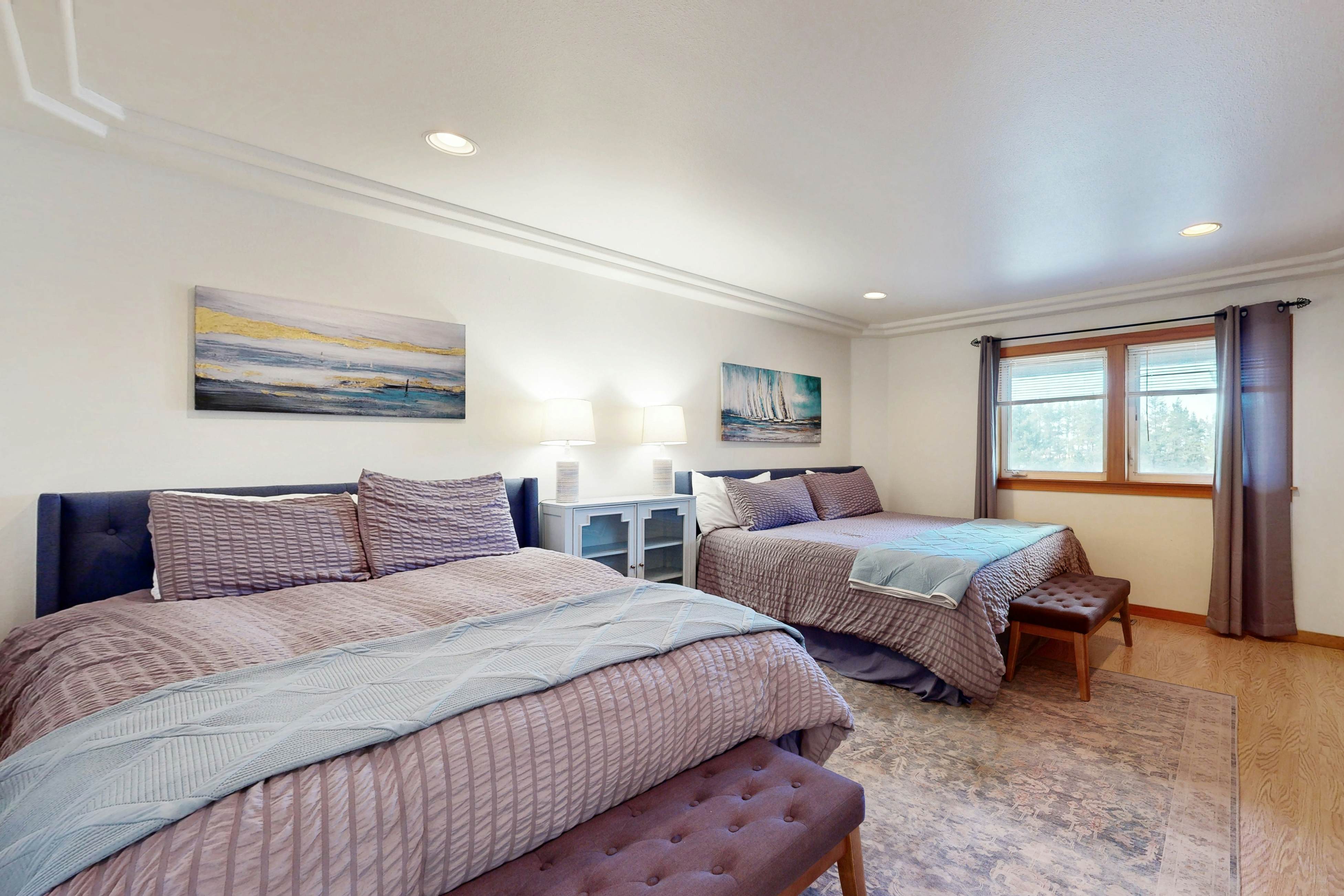 Coastal estate with private hot tub enclosed yard firepit and game room