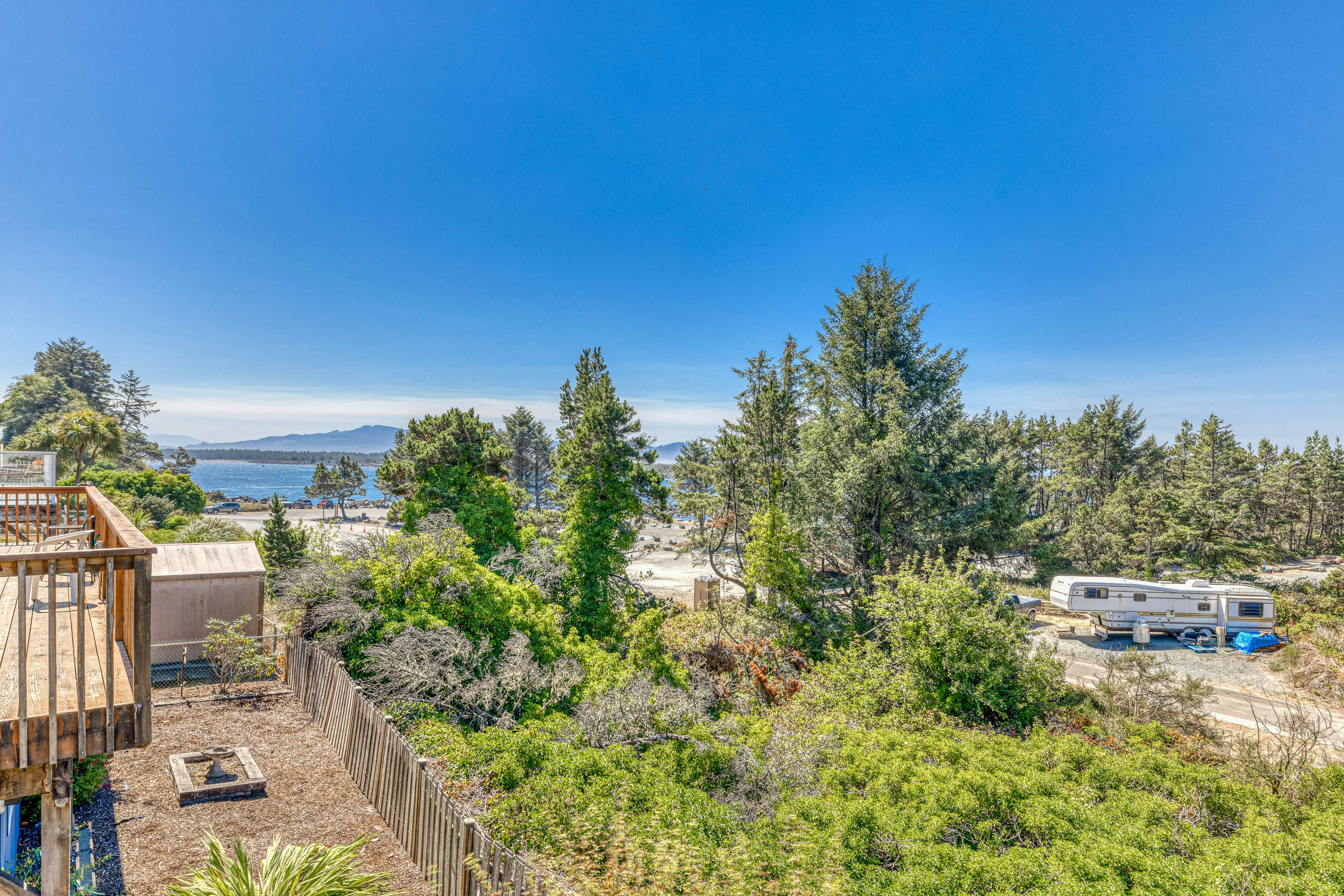 Coastal estate with private hot tub enclosed yard firepit and game room