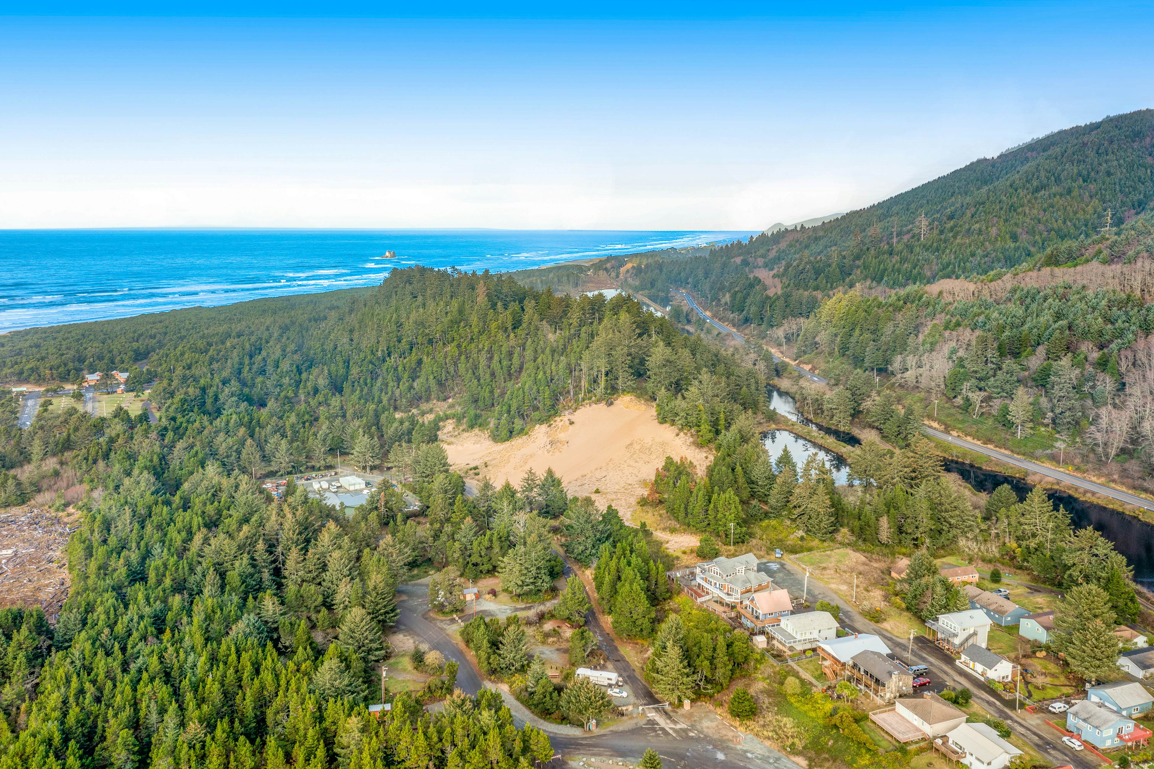 Coastal estate with private hot tub enclosed yard firepit and game room