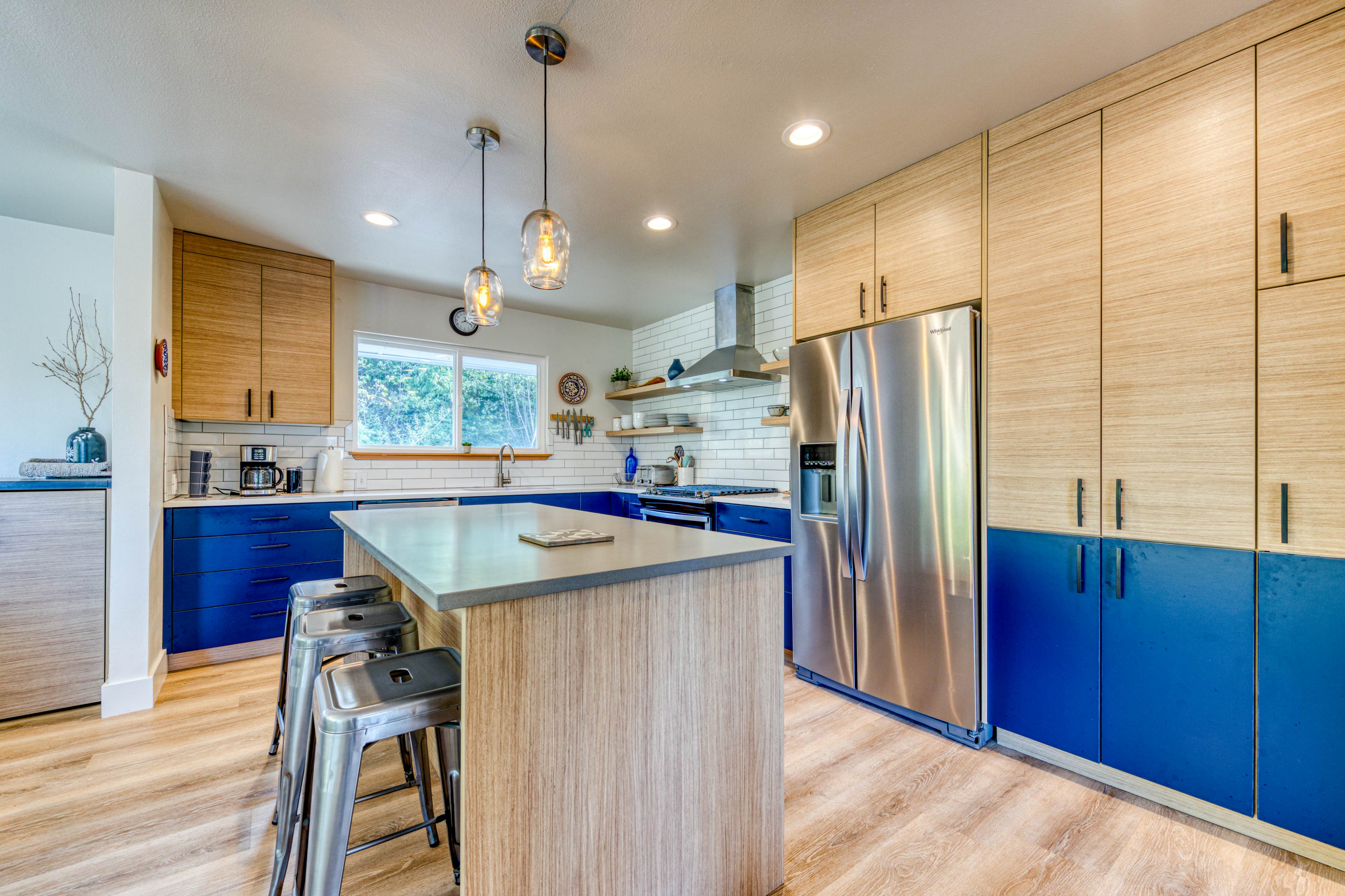 Dog friendly two story home with furnished deck mountain views and foosball table