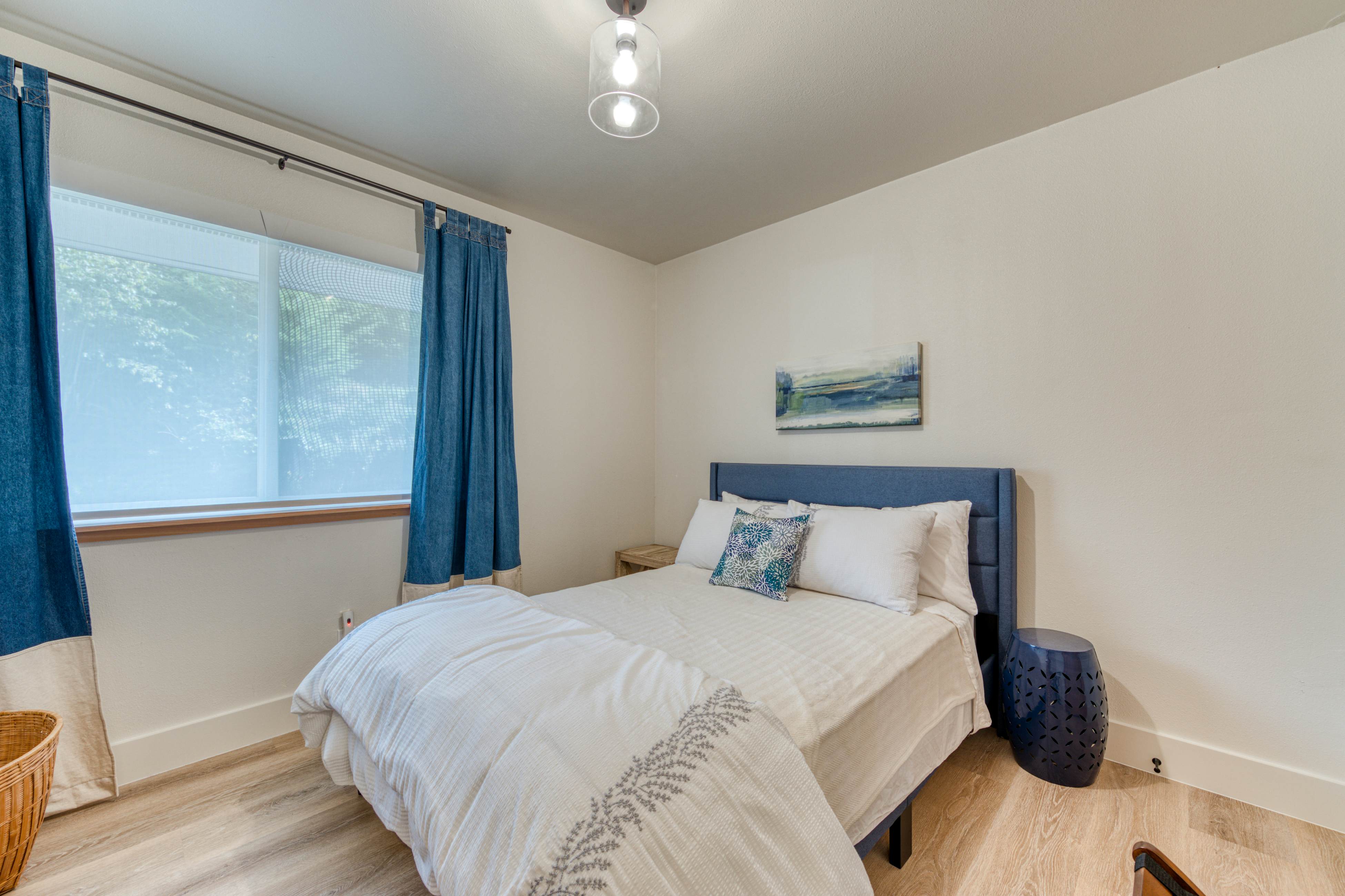 Dog friendly two story home with furnished deck mountain views and foosball table