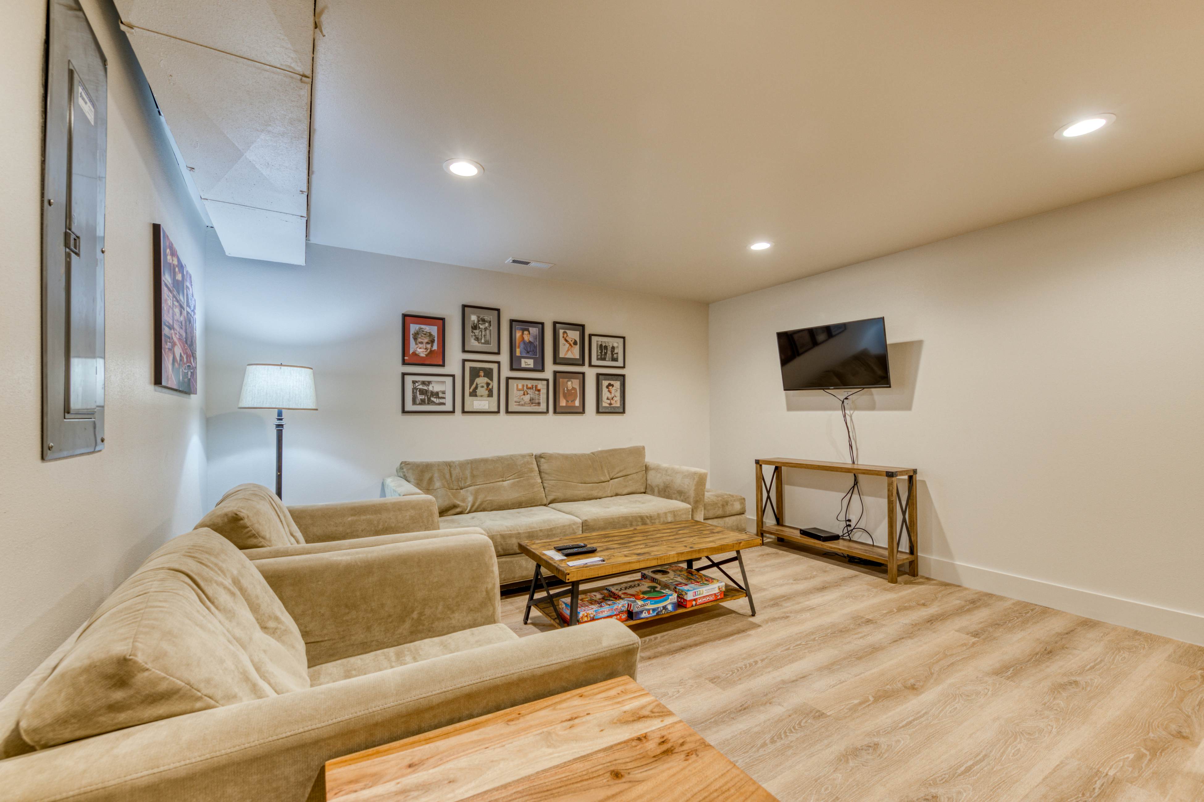 Dog friendly two story home with furnished deck mountain views and foosball table