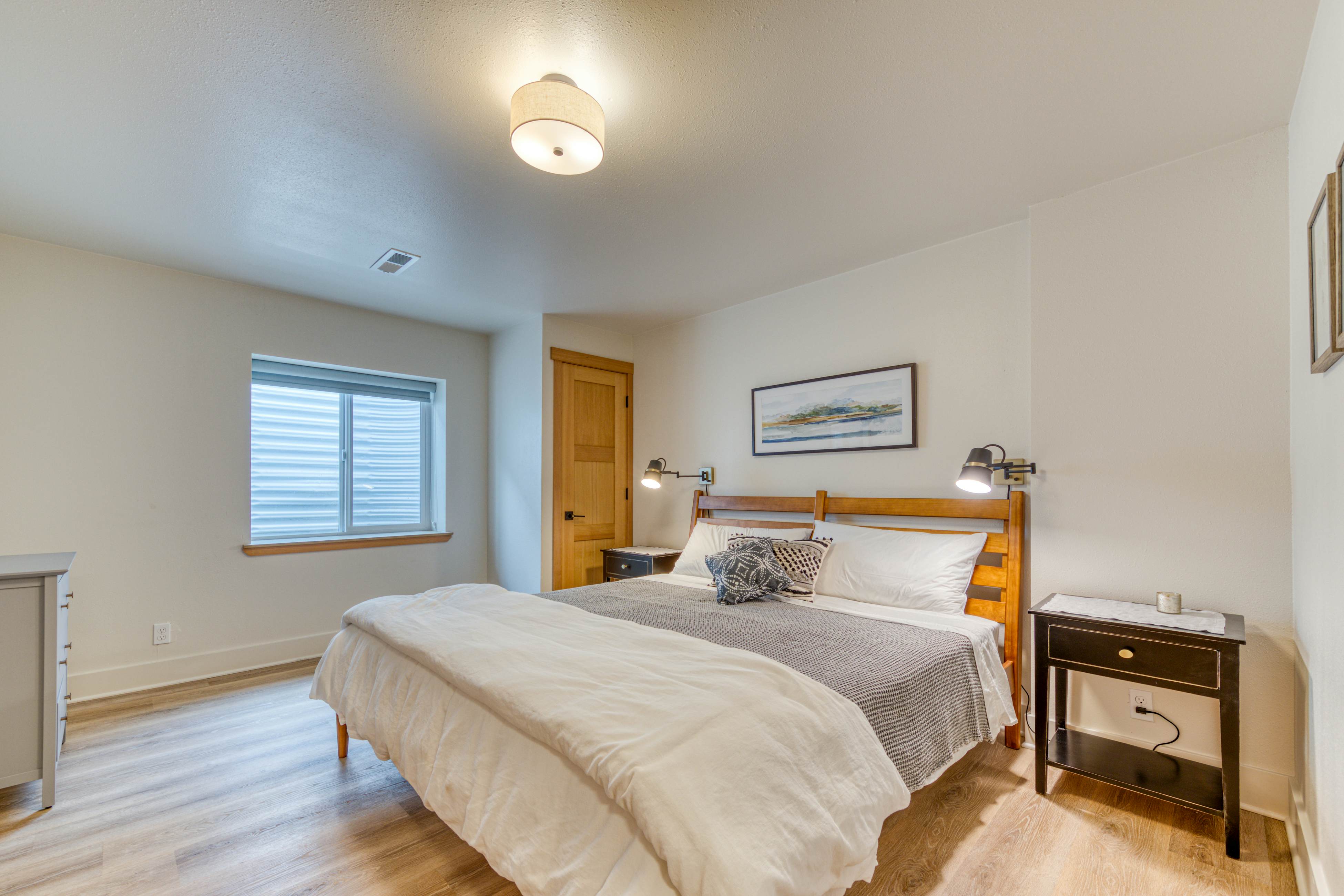 Dog friendly two story home with furnished deck mountain views and foosball table