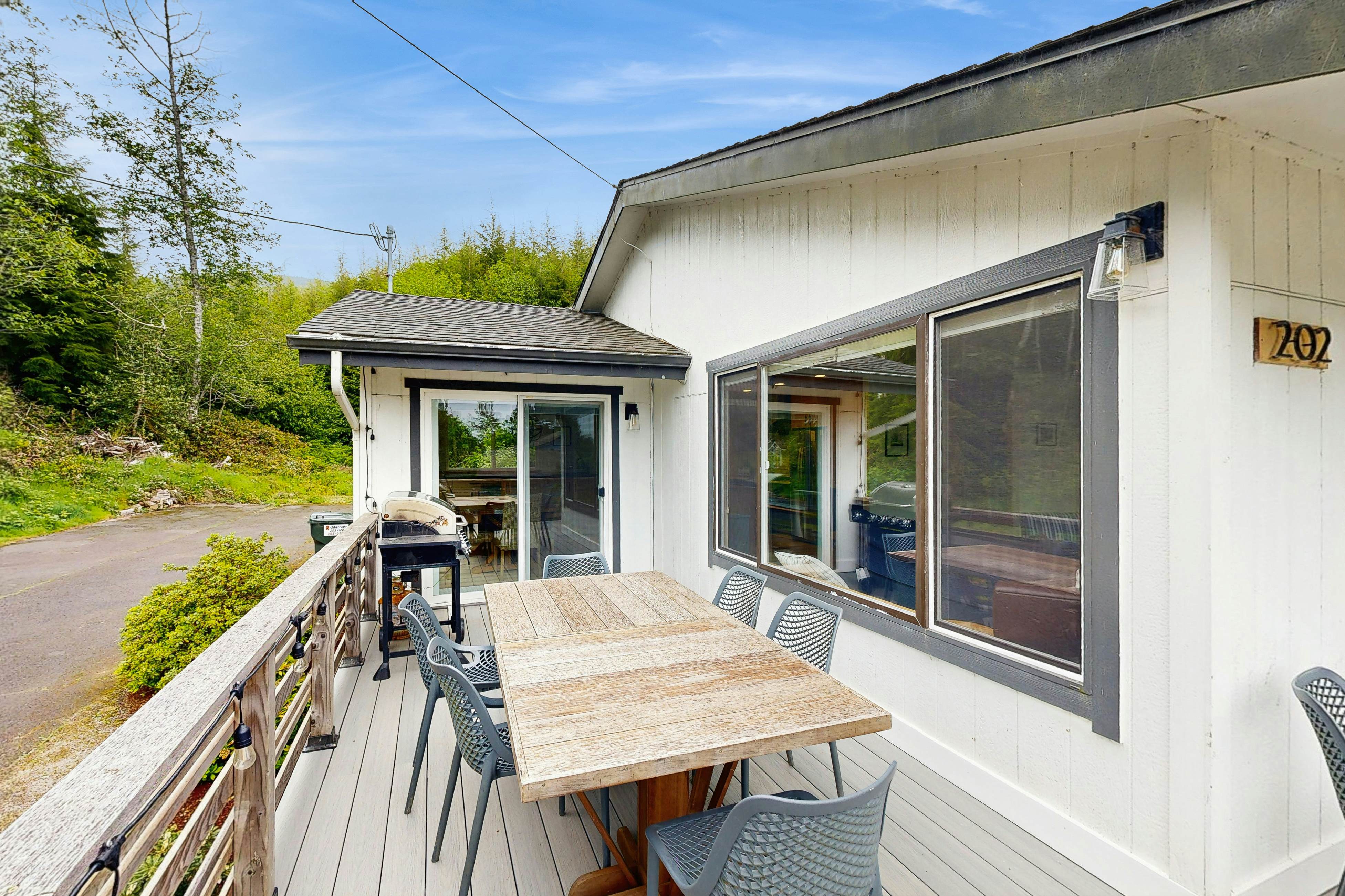 Dog friendly two story home with furnished deck mountain views and foosball table