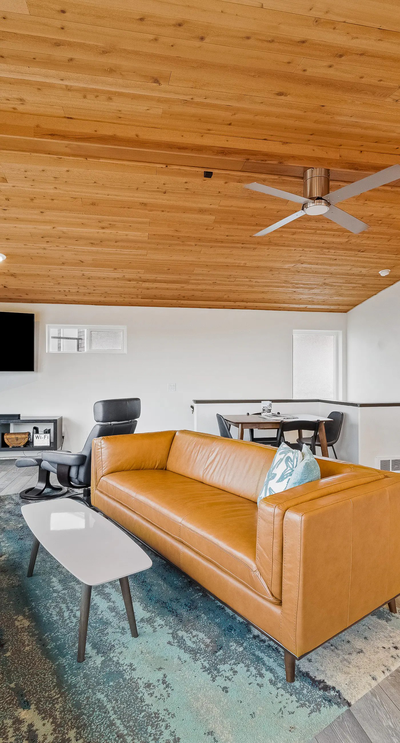 Oceanfront house with private beach access and amazing ocean views dog friendly