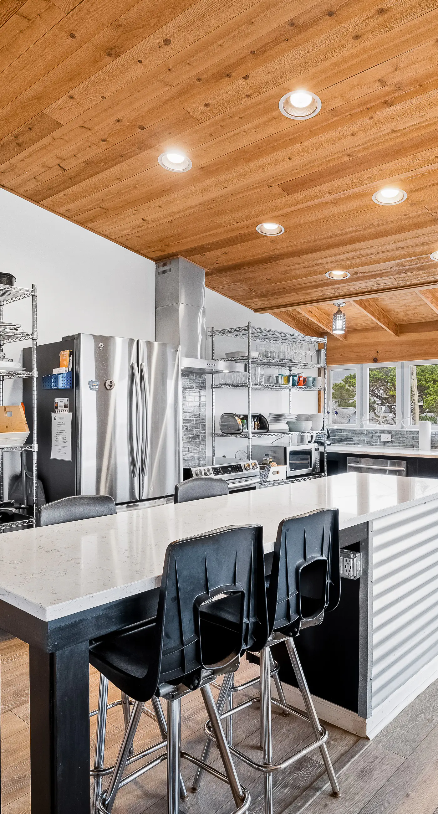 Oceanfront house with private beach access and amazing ocean views dog friendly