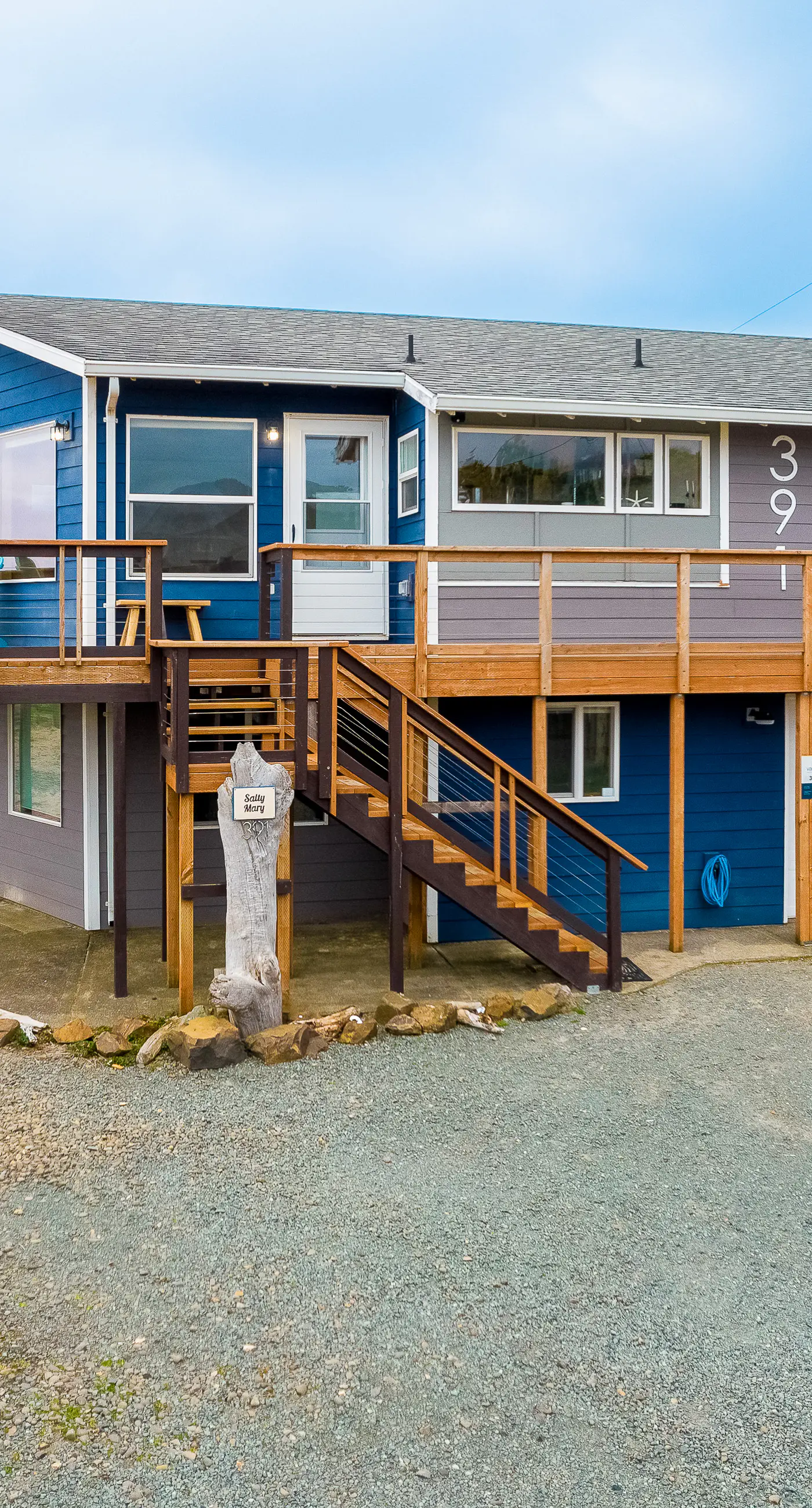 Oceanfront house with private beach access and amazing ocean views dog friendly