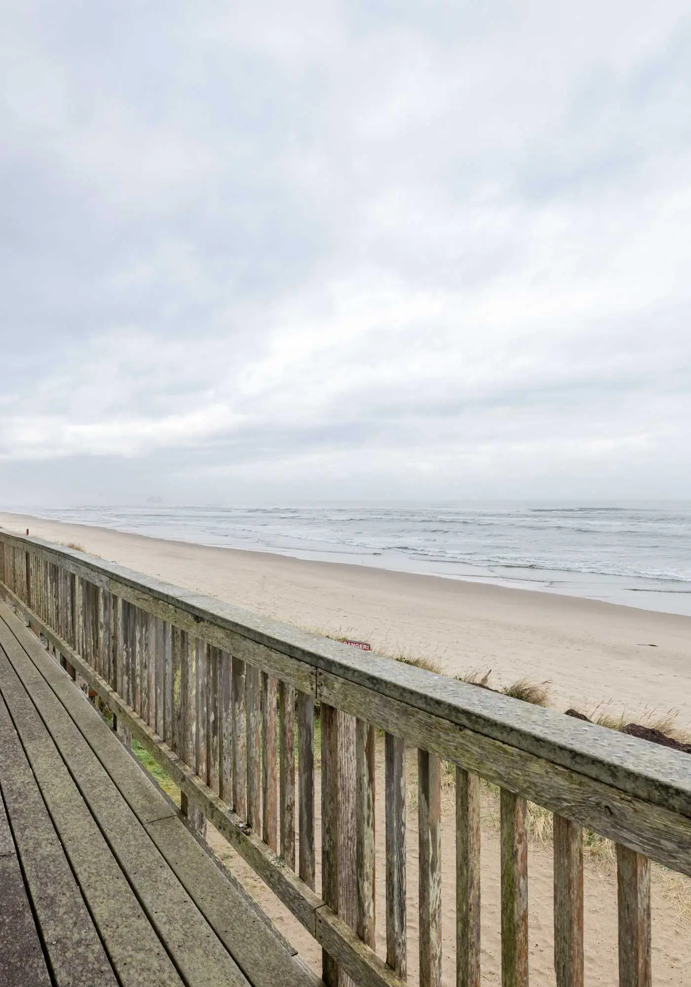 Prime Direct Beachfront Retreat with private deck with views | Dogs Welcome