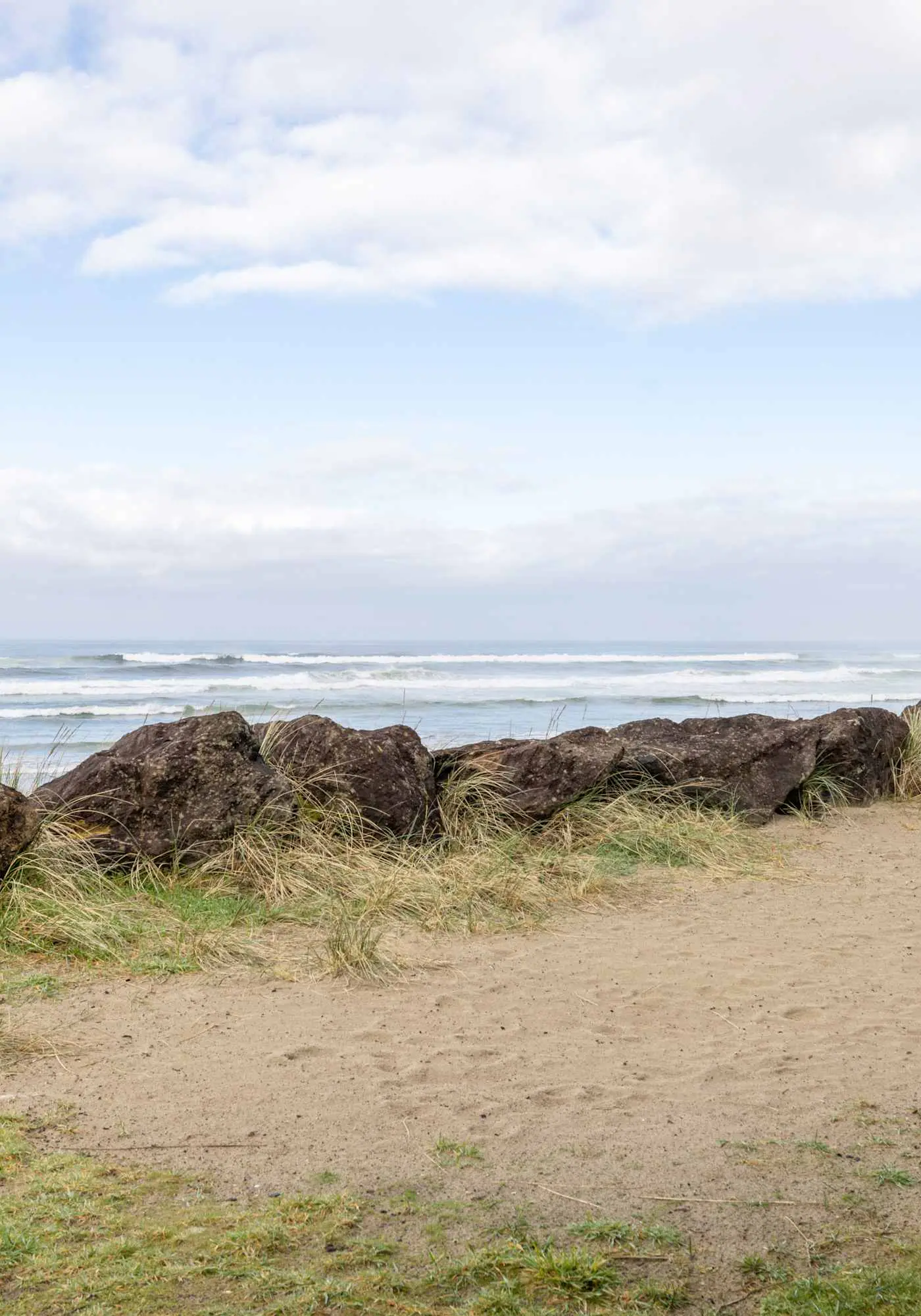 Prime Direct Beachfront Retreat with private deck with views | Dogs Welcome