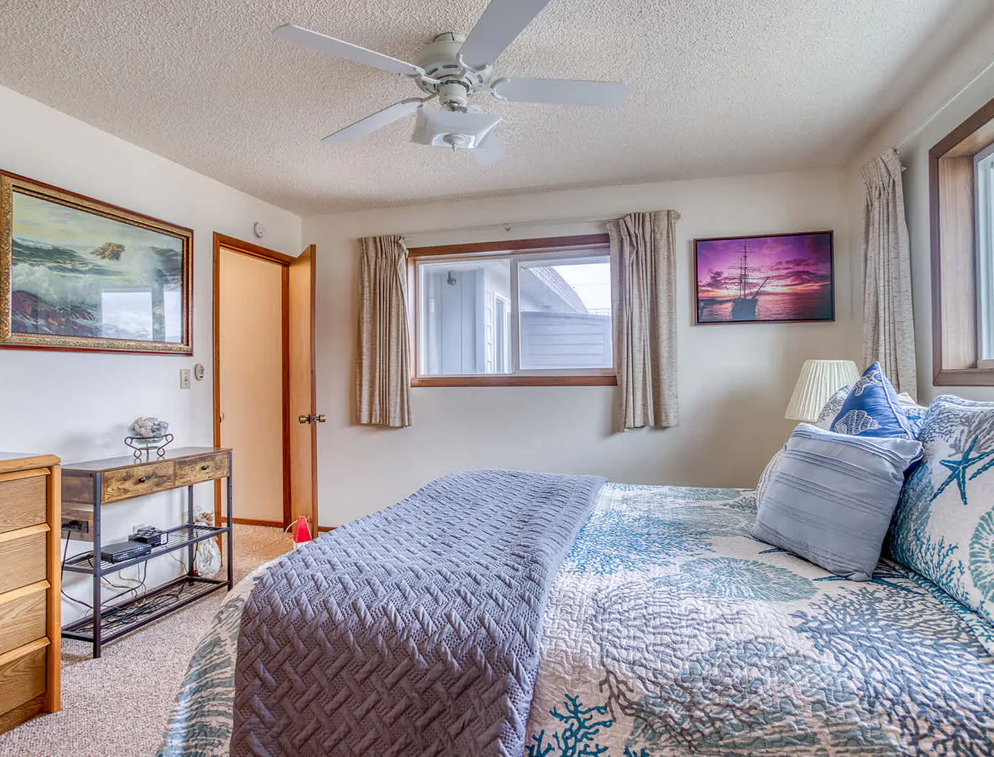 Prime Direct Beachfront Retreat with private deck with views | Dogs Welcome