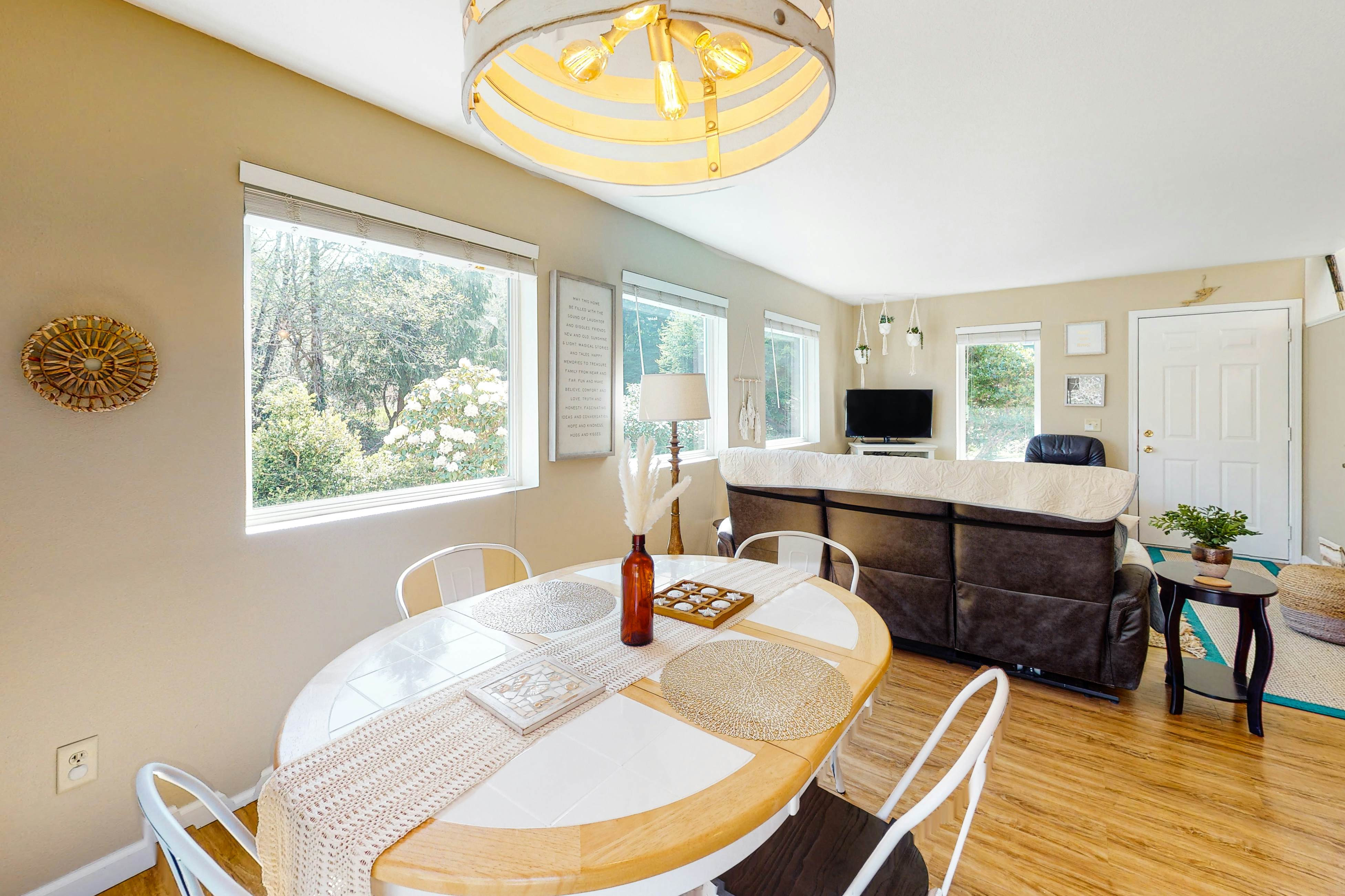 Dog Friendly Cottage Near Downtown with Firepit Private Hot Tub WiFi and Laundry