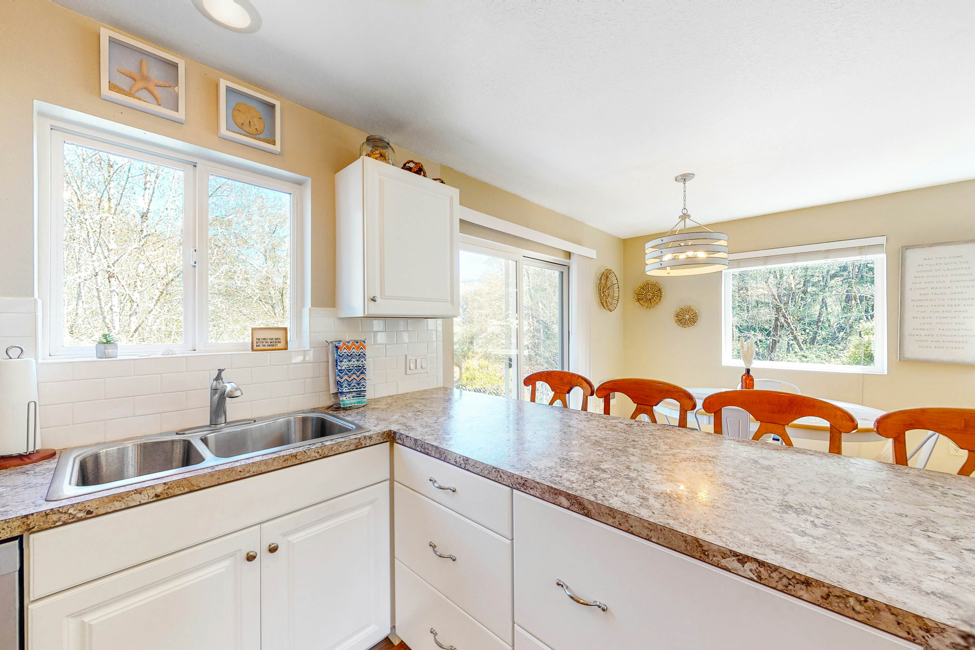 Dog Friendly Cottage Near Downtown with Firepit Private Hot Tub WiFi and Laundry