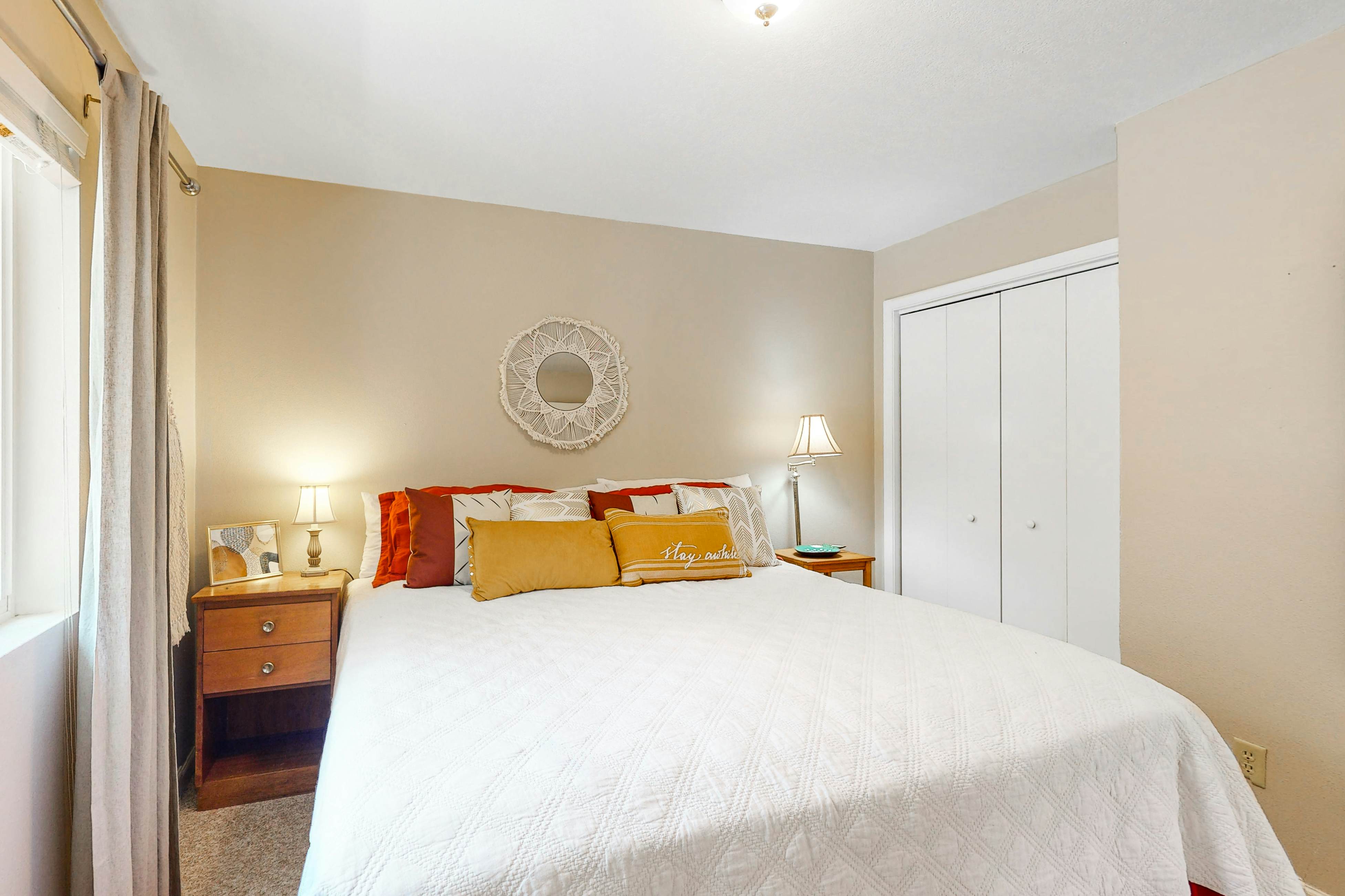 Dog Friendly Cottage Near Downtown with Firepit Private Hot Tub WiFi and Laundry