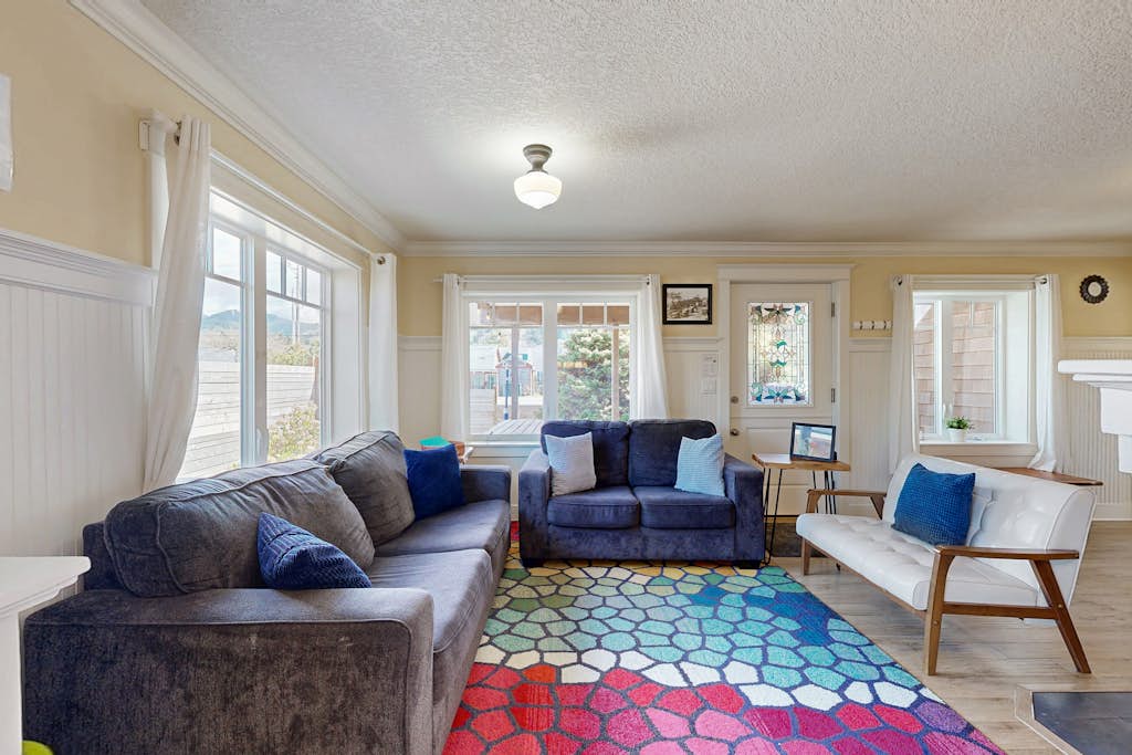 Dog friendly beach home with firepit private hot tub beach access and arcade