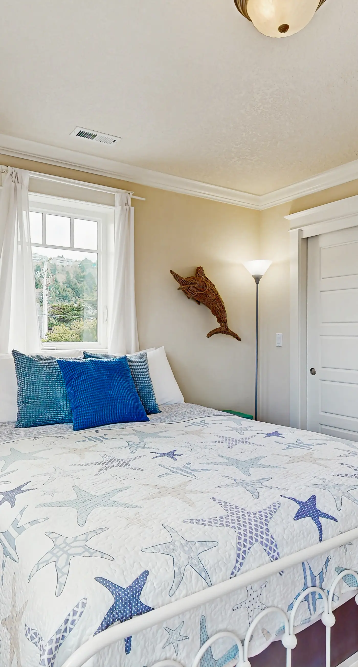 Dog friendly beach home with firepit private hot tub beach access and arcade