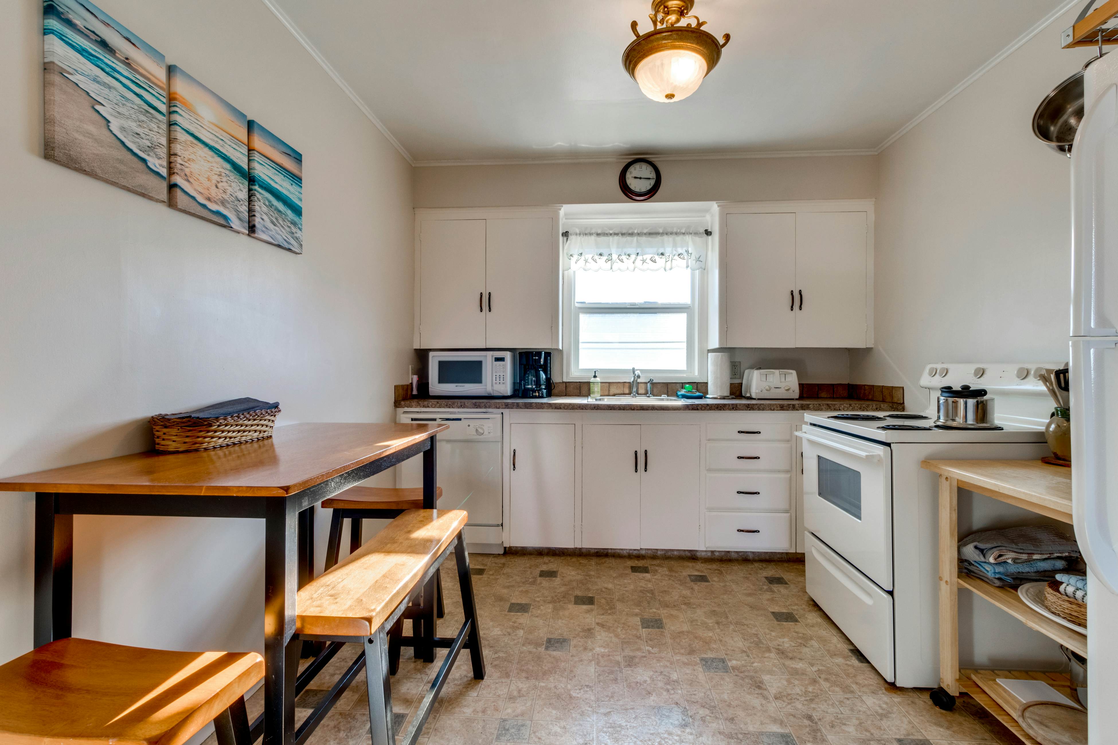 Dog-Friendly Waterfront Condo with Ocean Views - Moments From the Beach & Town