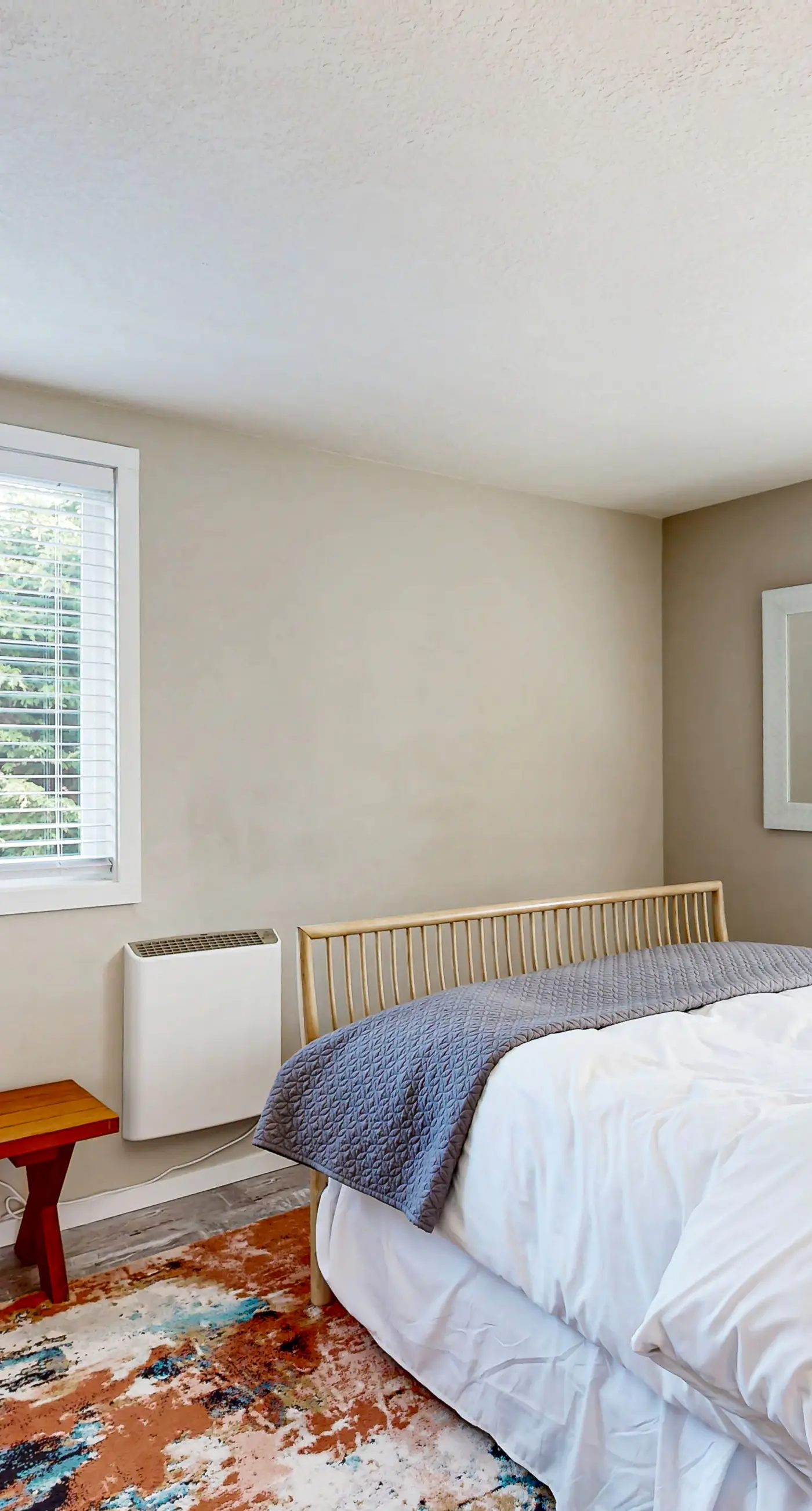 Renovated home near beach access with two kitchens and fireplace dog friendly