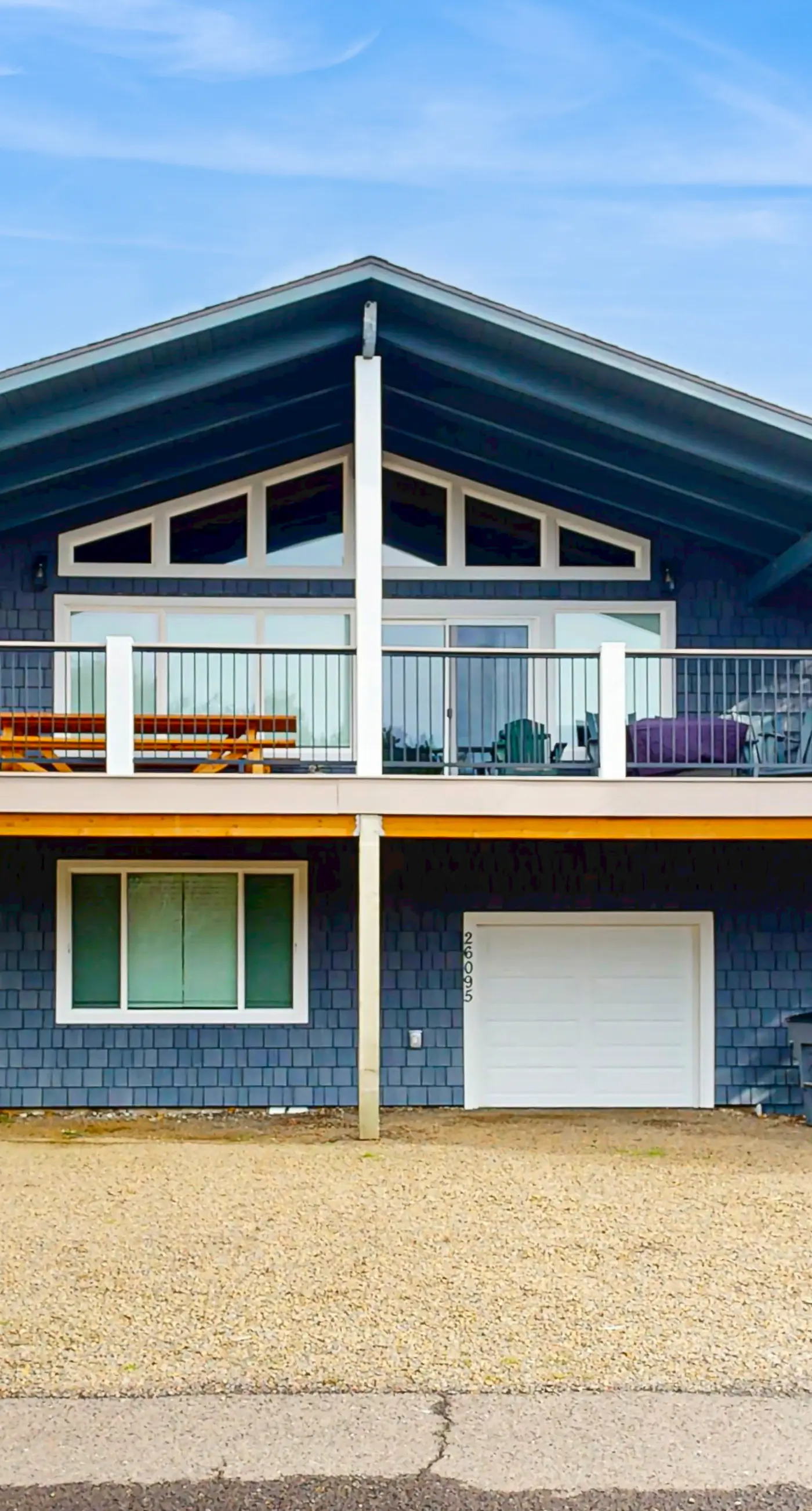 Renovated home near beach access with two kitchens and fireplace dog friendly