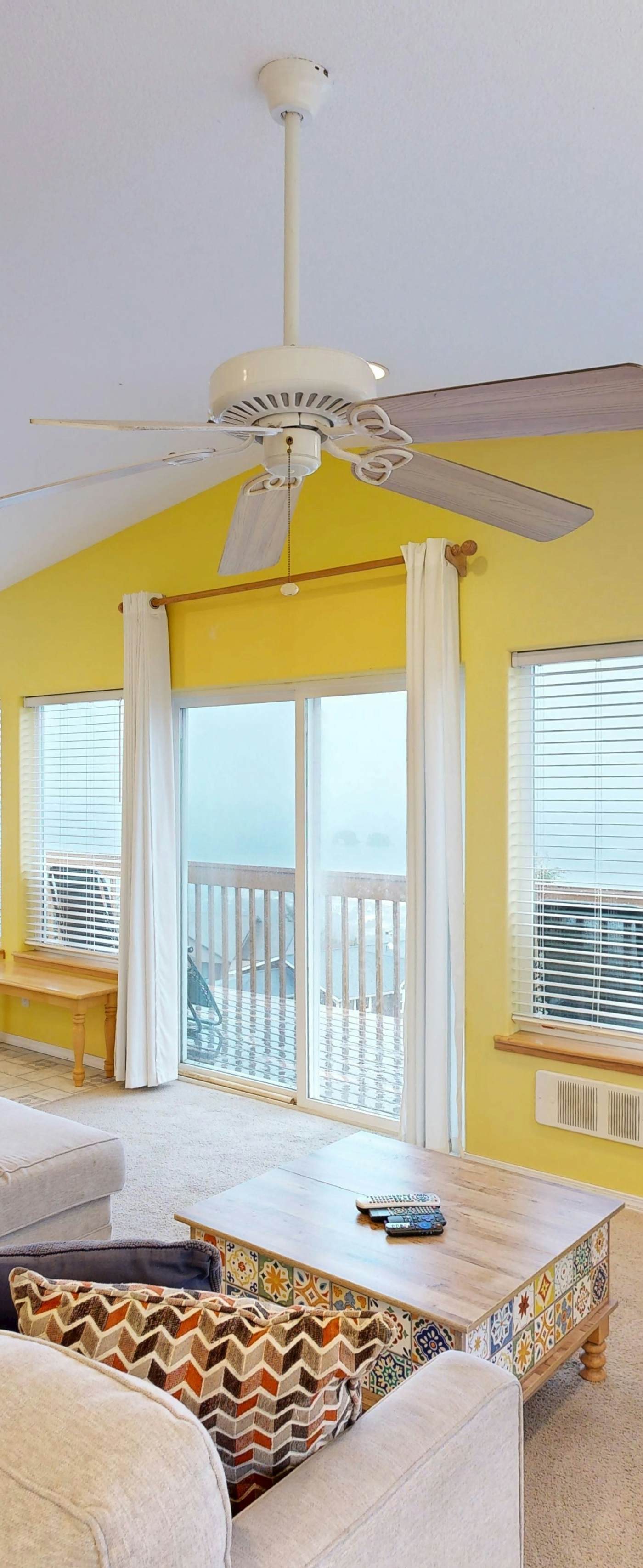 Dog friendly house with ocean view and entertainment walk to beach