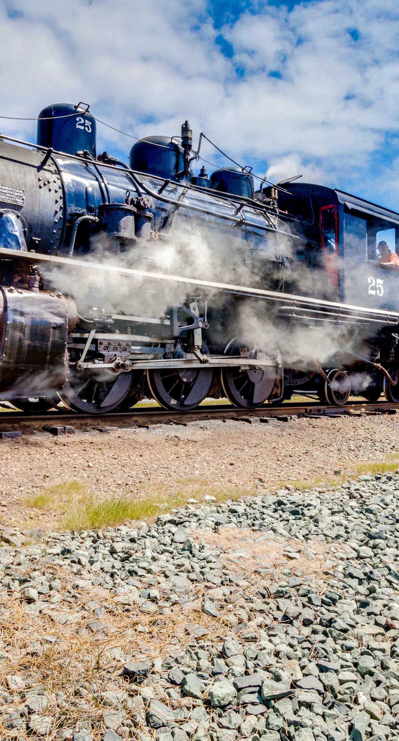 Waterfront condo with furnished balcony ocean views and great location