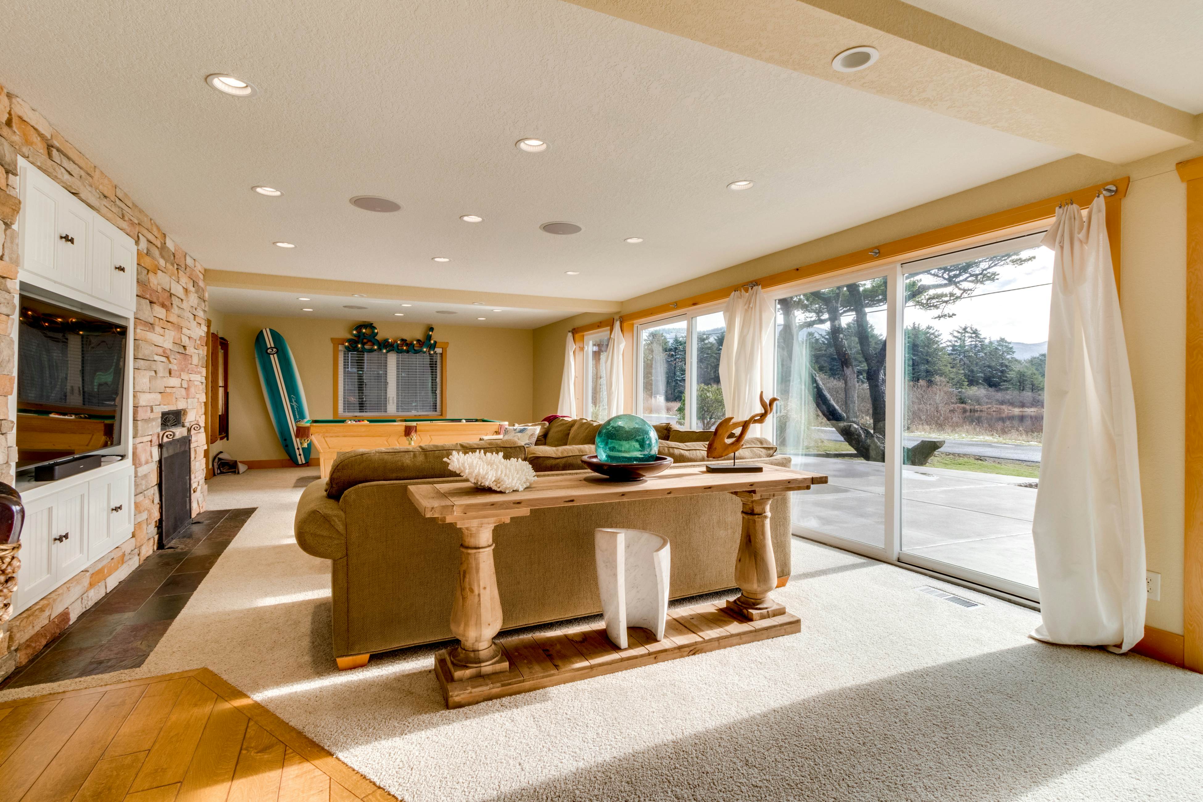 Waterfront home with furnished deck, firepit & amazing views - walk to the beach