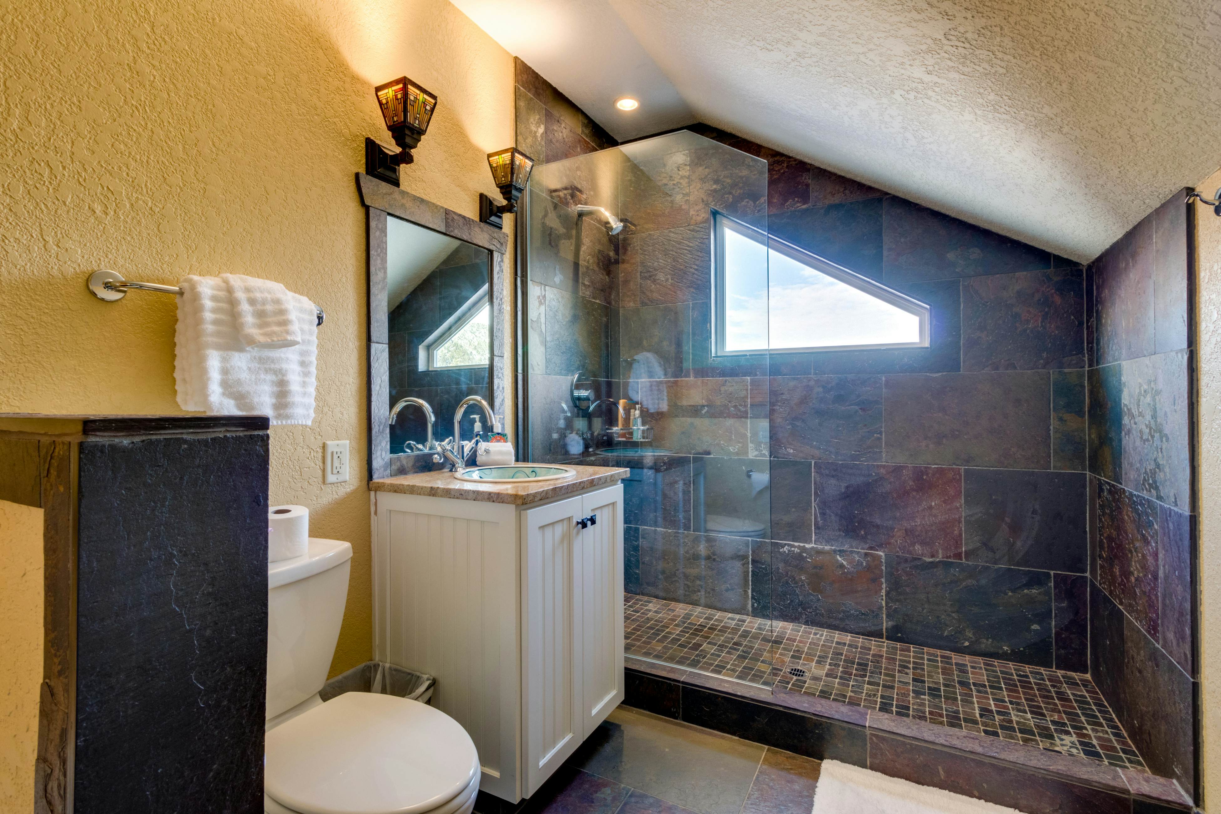 Waterfront home with furnished deck, firepit & amazing views - walk to the beach