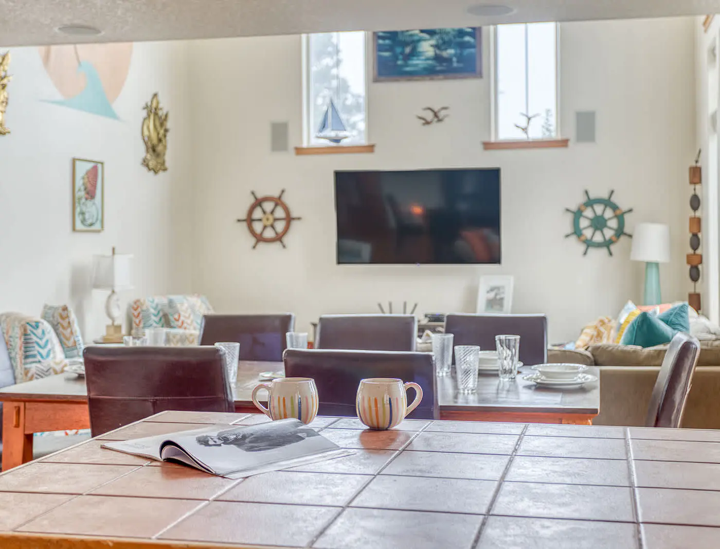 Inviting house near the beach with private hot tub and game room