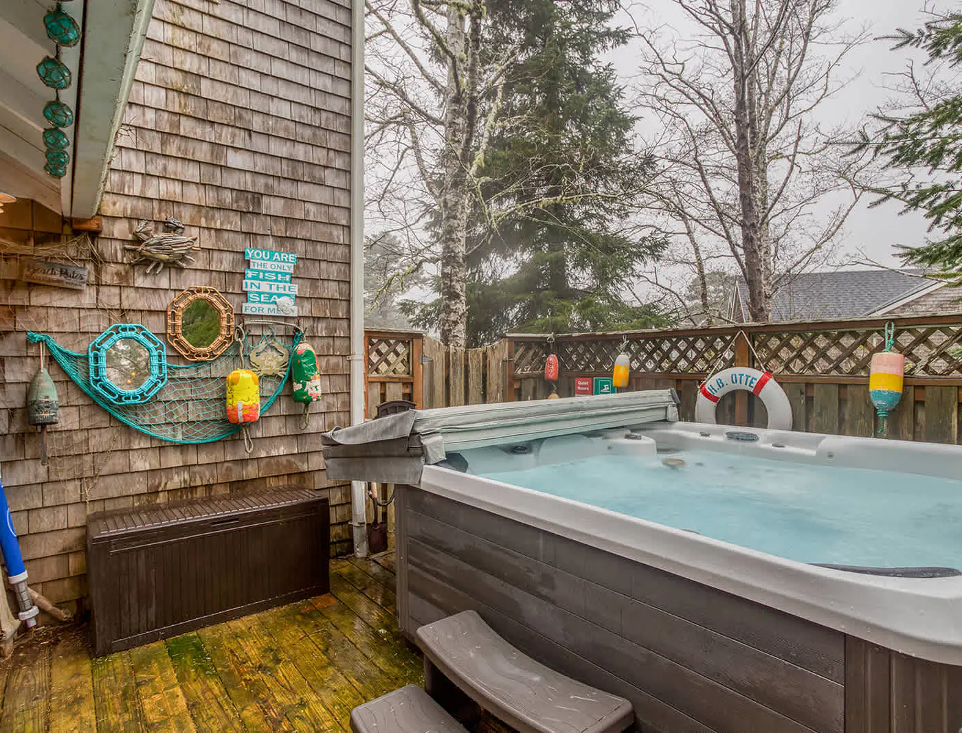 Inviting house near the beach with private hot tub and game room