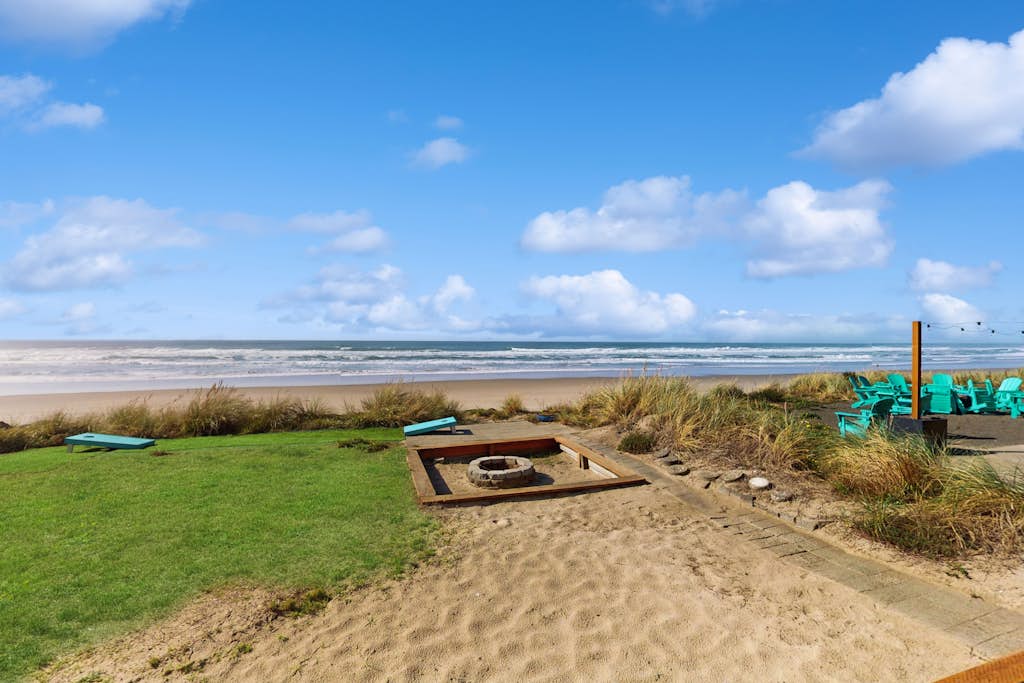 Dog friendly oceanfront house with sweeping ocean views and wood burning fireplace