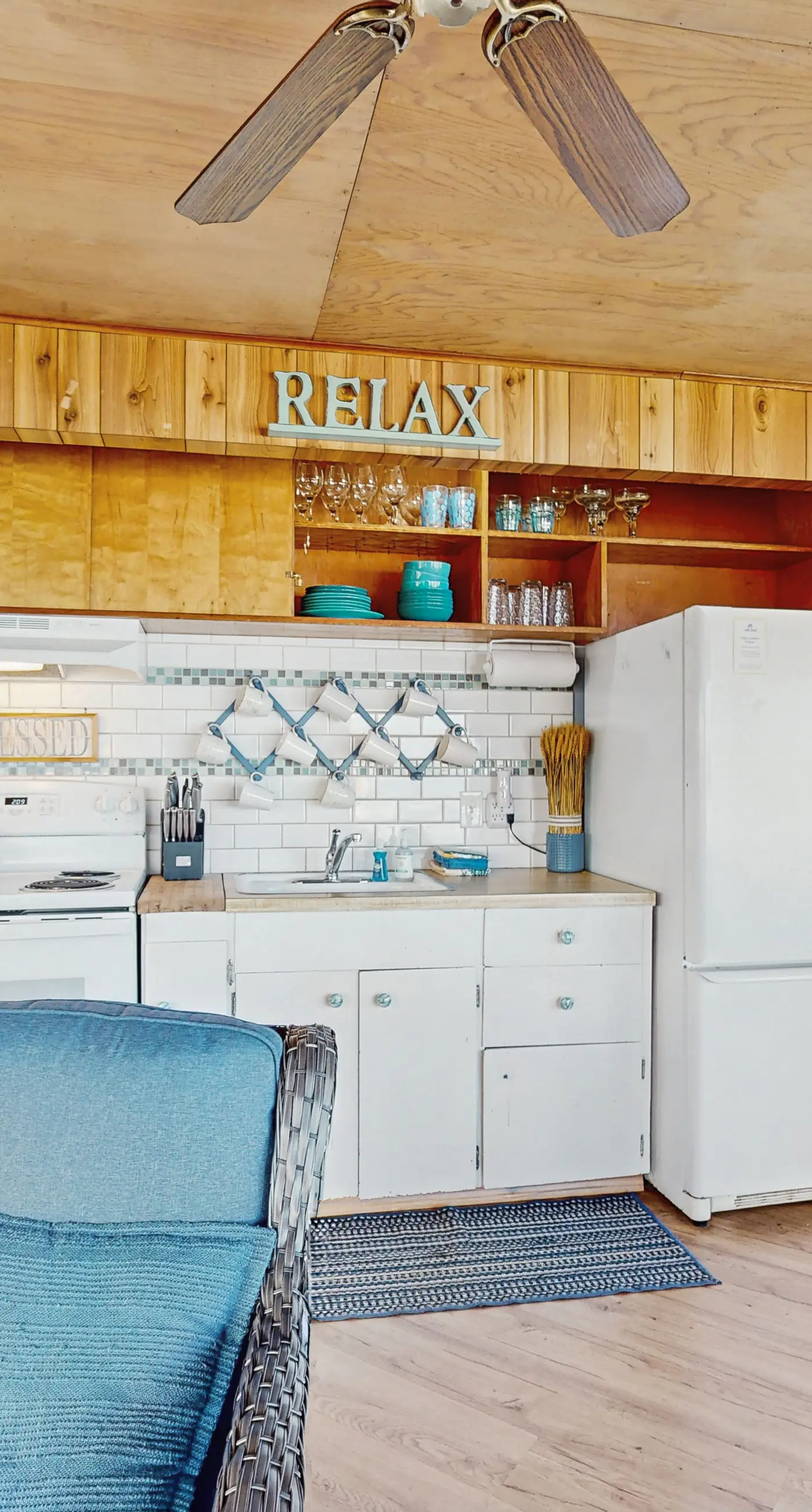 Dog friendly oceanfront house with sweeping ocean views and wood burning fireplace