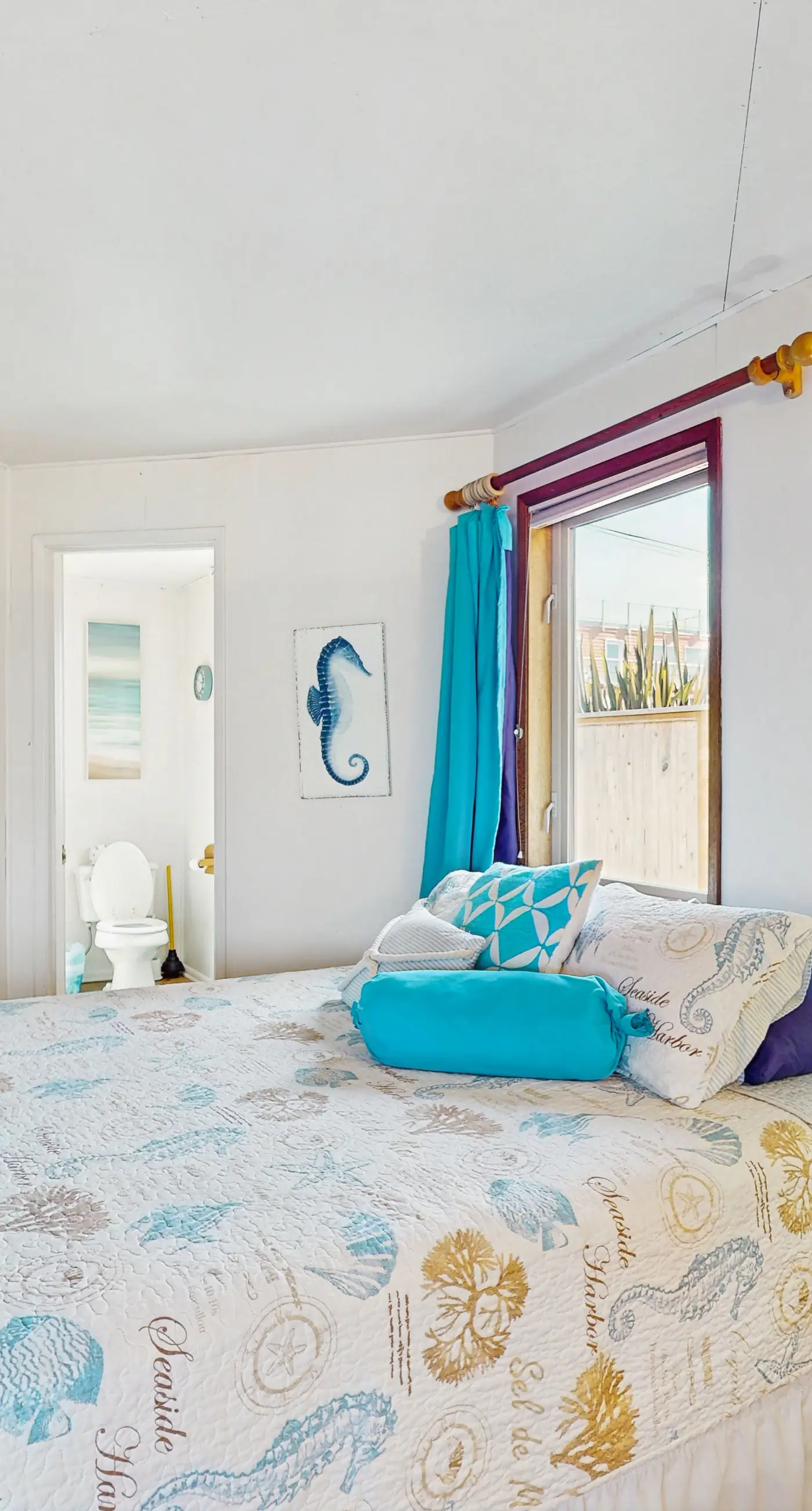 Dog friendly oceanfront house with sweeping ocean views and wood burning fireplace