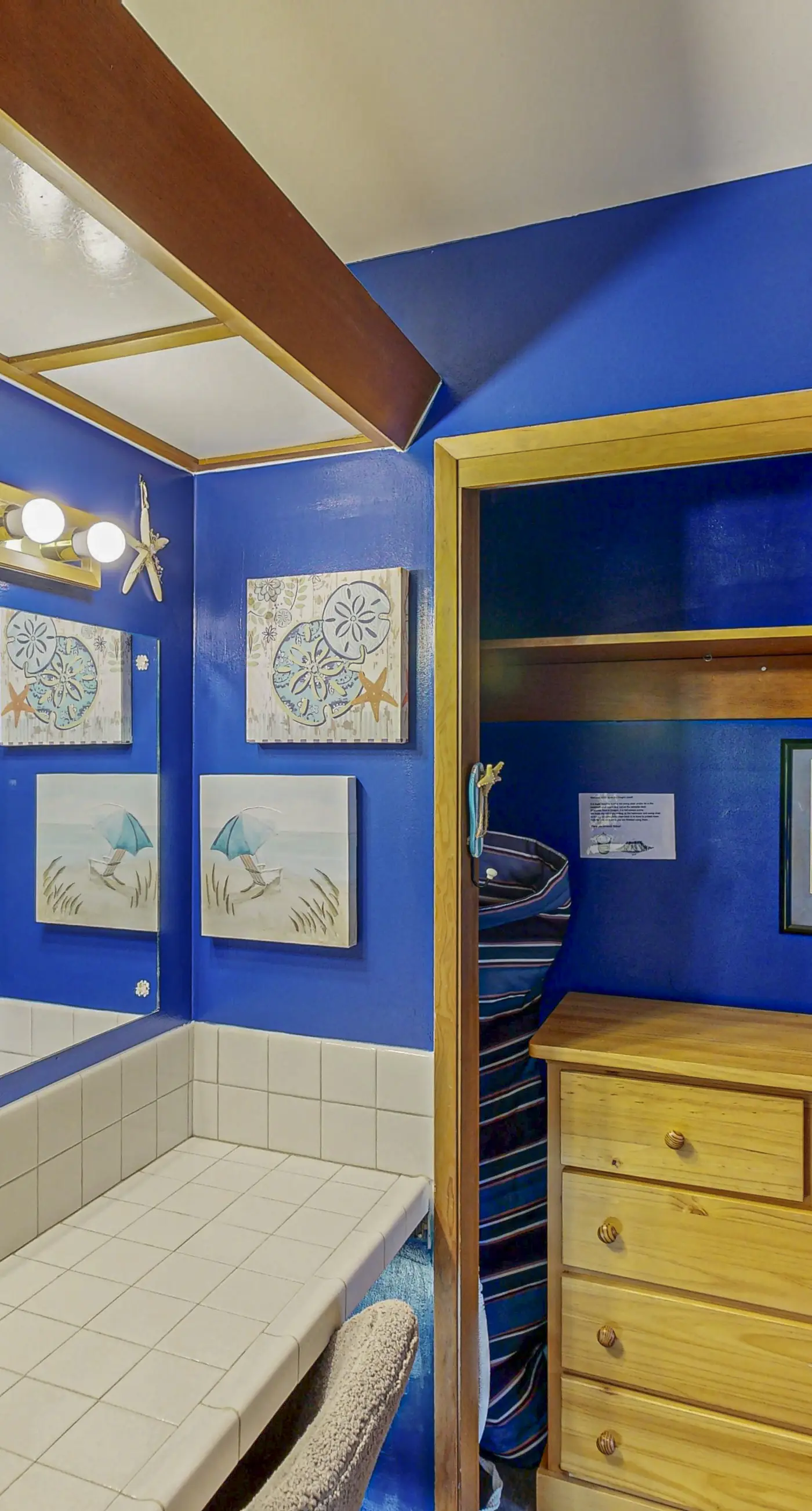 Ocean and Lake View Home with Private Hot Tub 1 2 Block to Beach Dogs OK