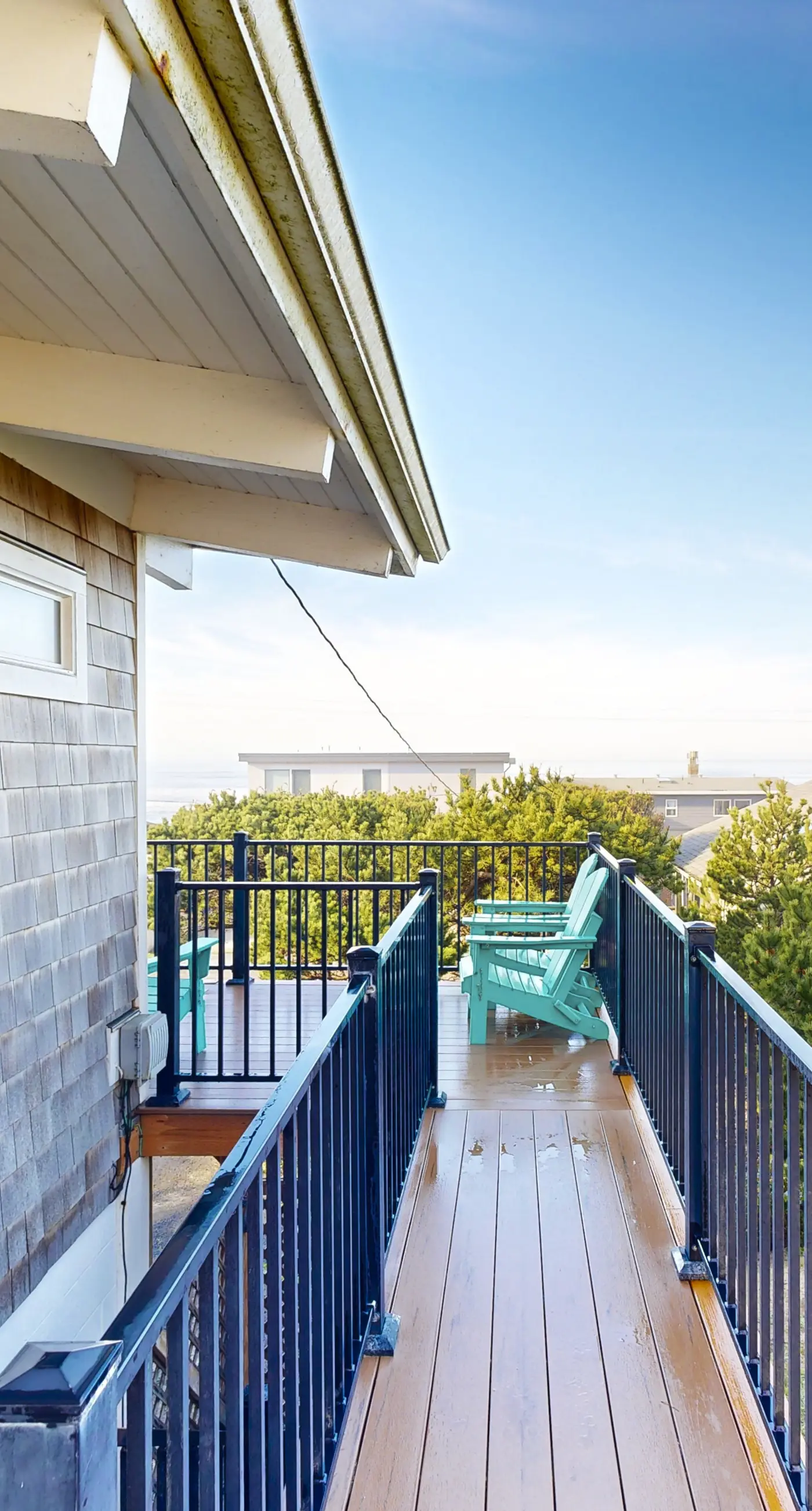 Ocean and Lake View Home with Private Hot Tub 1 2 Block to Beach Dogs OK