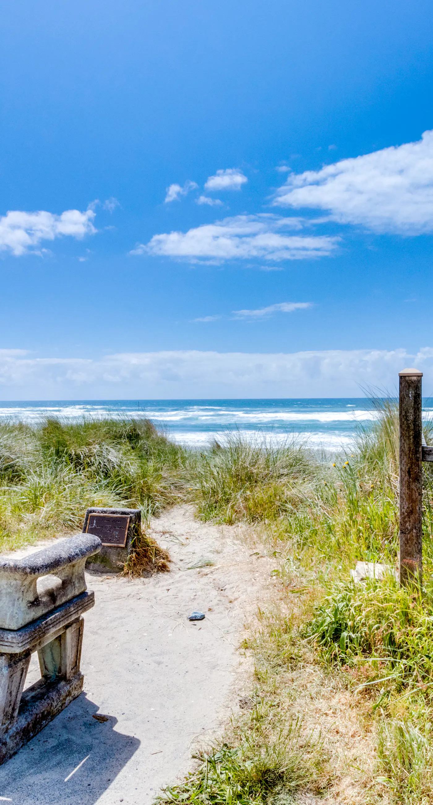 Ocean and Lake View Home with Private Hot Tub 1 2 Block to Beach Dogs OK