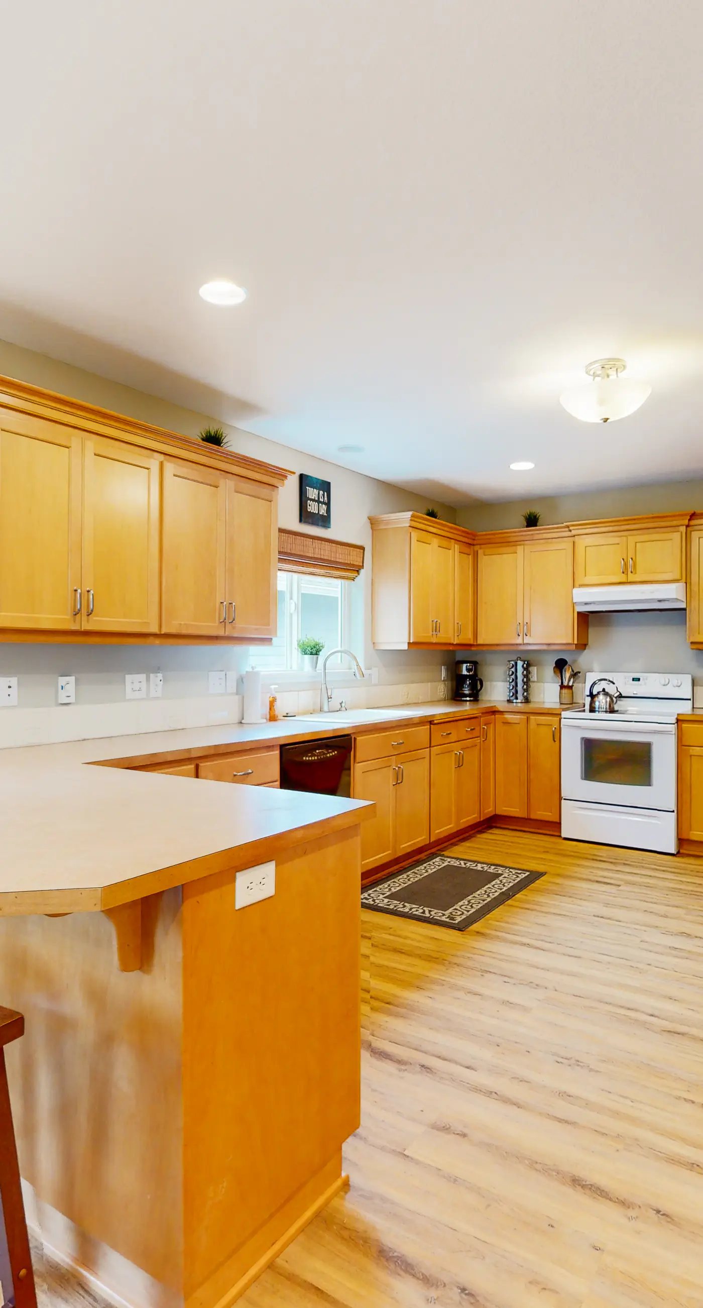 Dog friendly home near the beach with hot tub WiFi Ping Pong and foosball