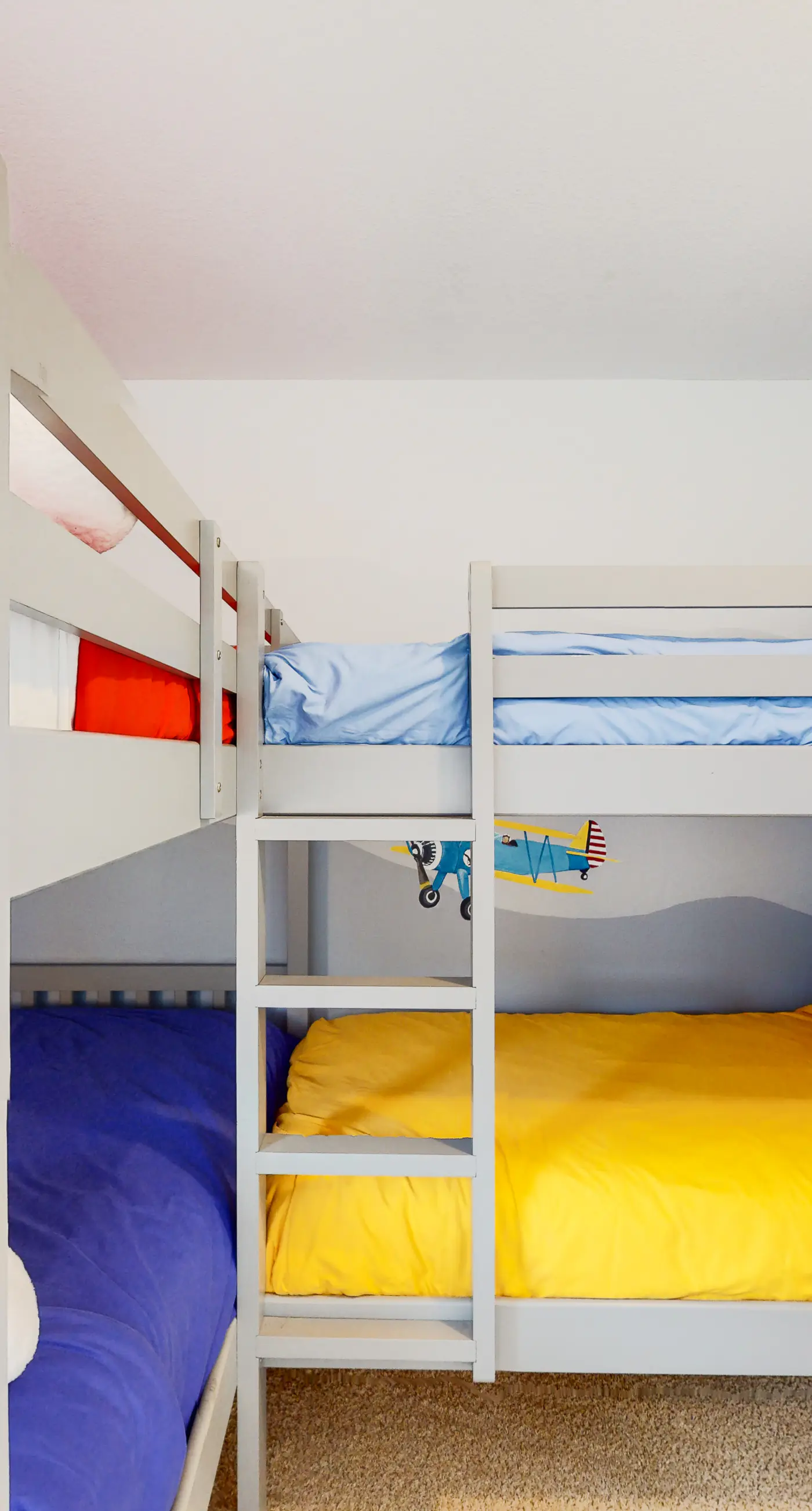 Dog friendly home near the beach with hot tub WiFi Ping Pong and foosball