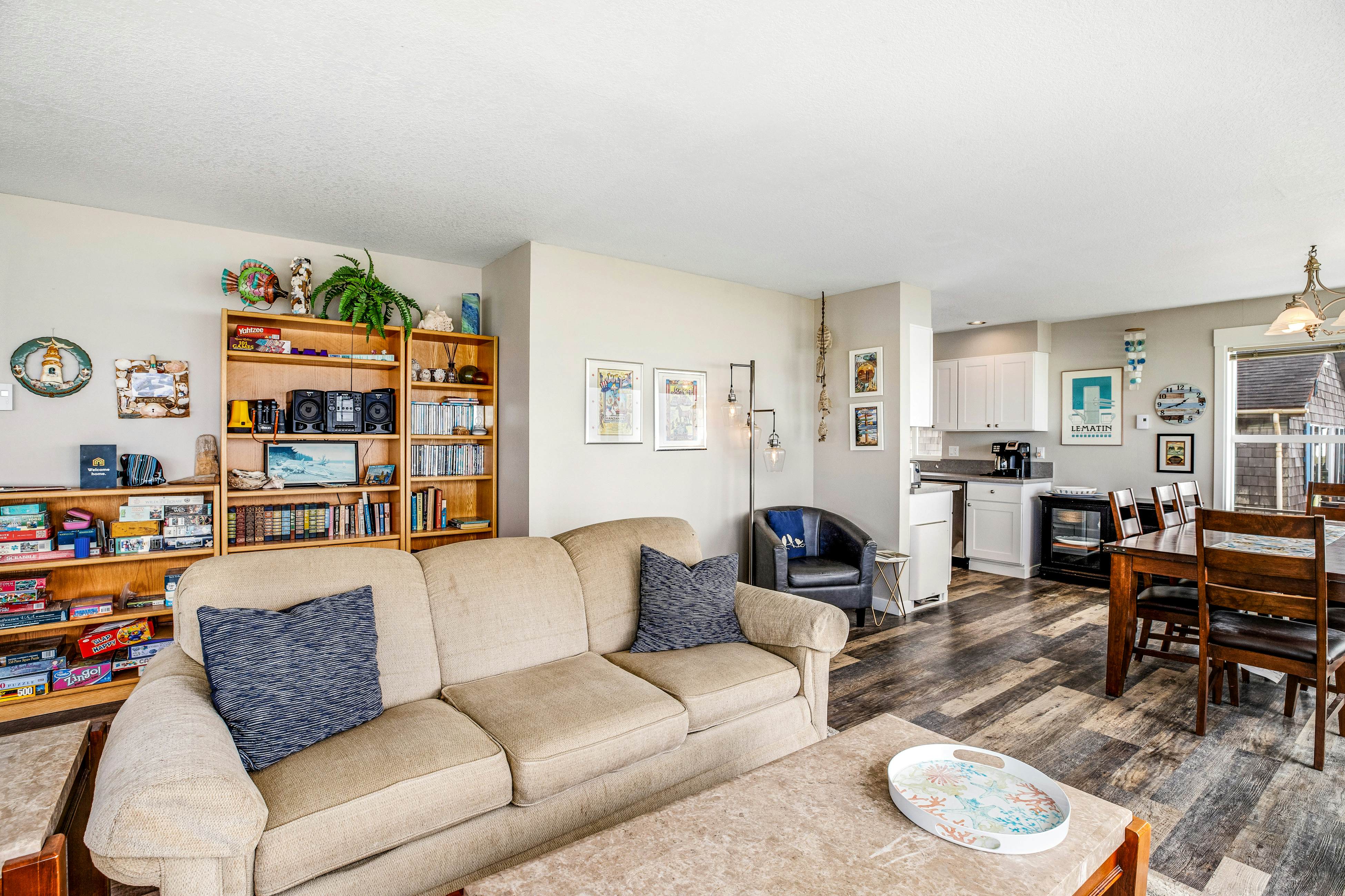 Oceanfront, Dog-Friendly Home with Free WiFi - Perfect for a Family Beach Trip