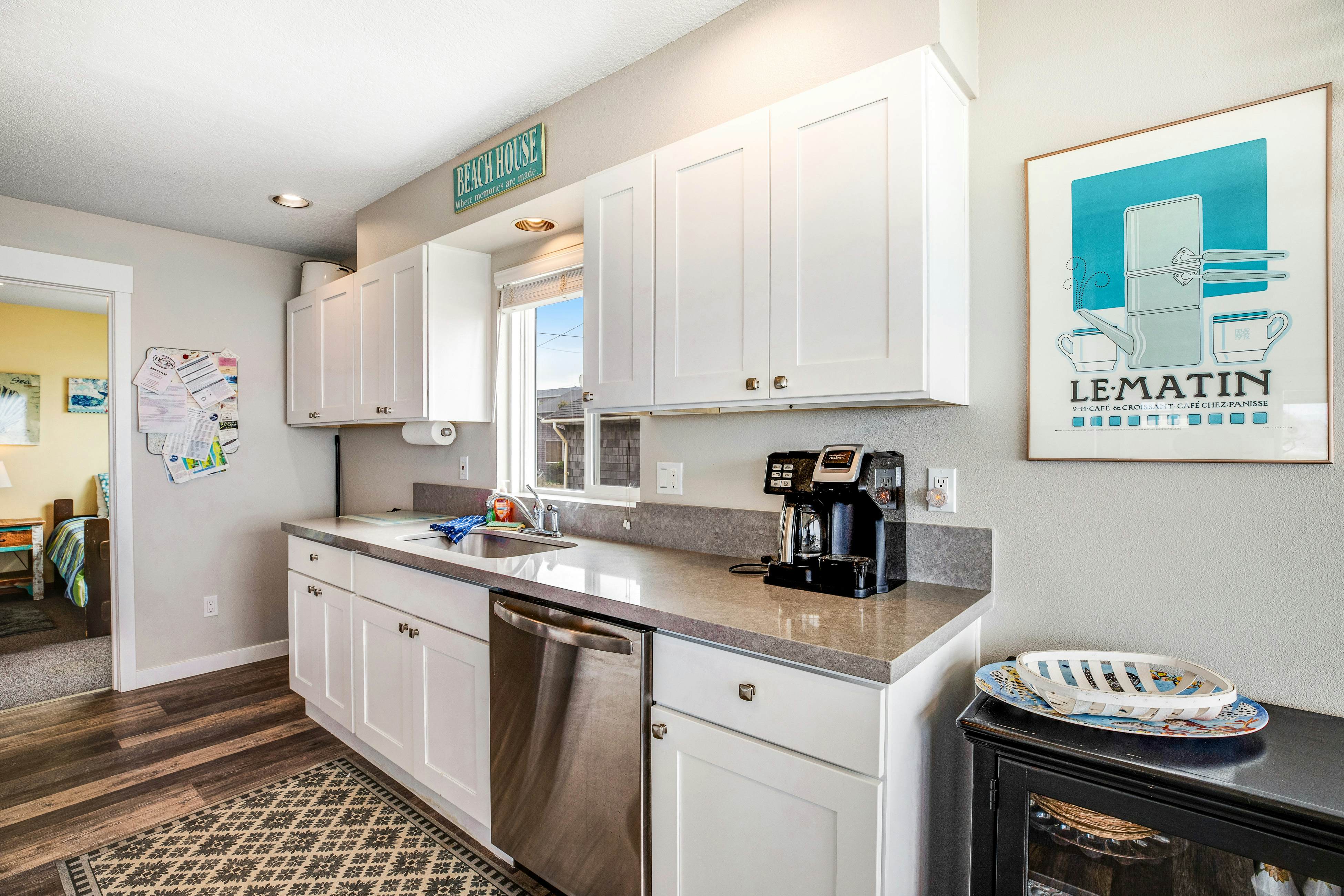 Oceanfront, Dog-Friendly Home with Free WiFi - Perfect for a Family Beach Trip