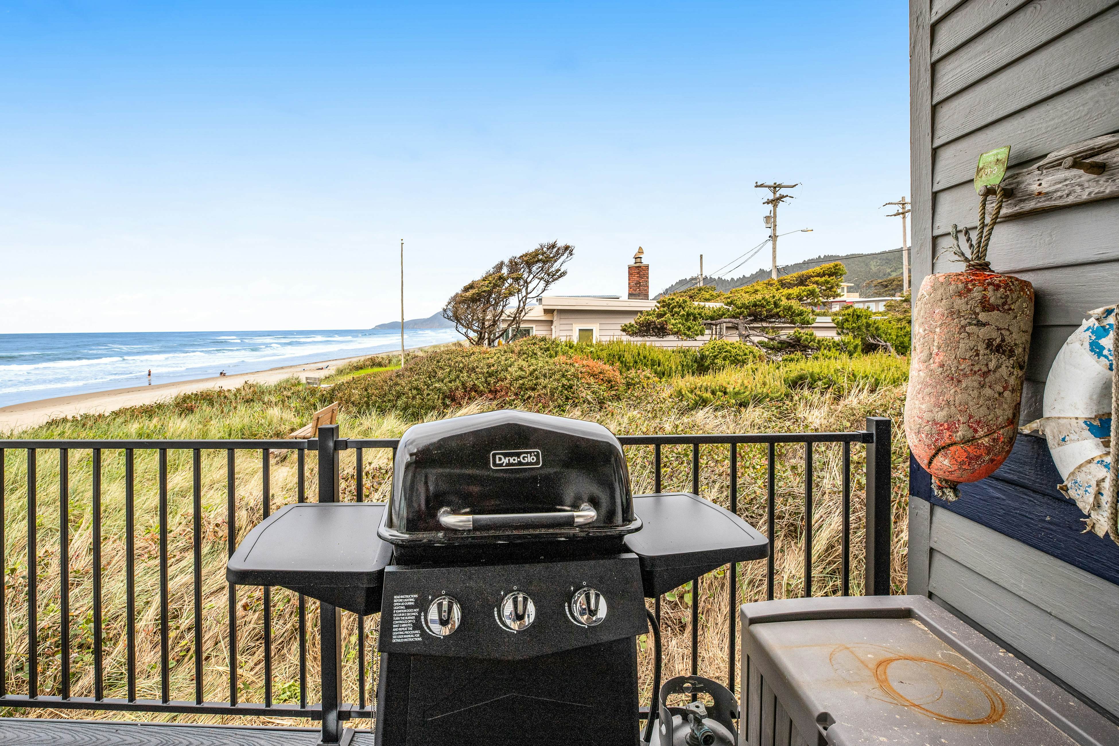 Oceanfront, Dog-Friendly Home with Free WiFi - Perfect for a Family Beach Trip