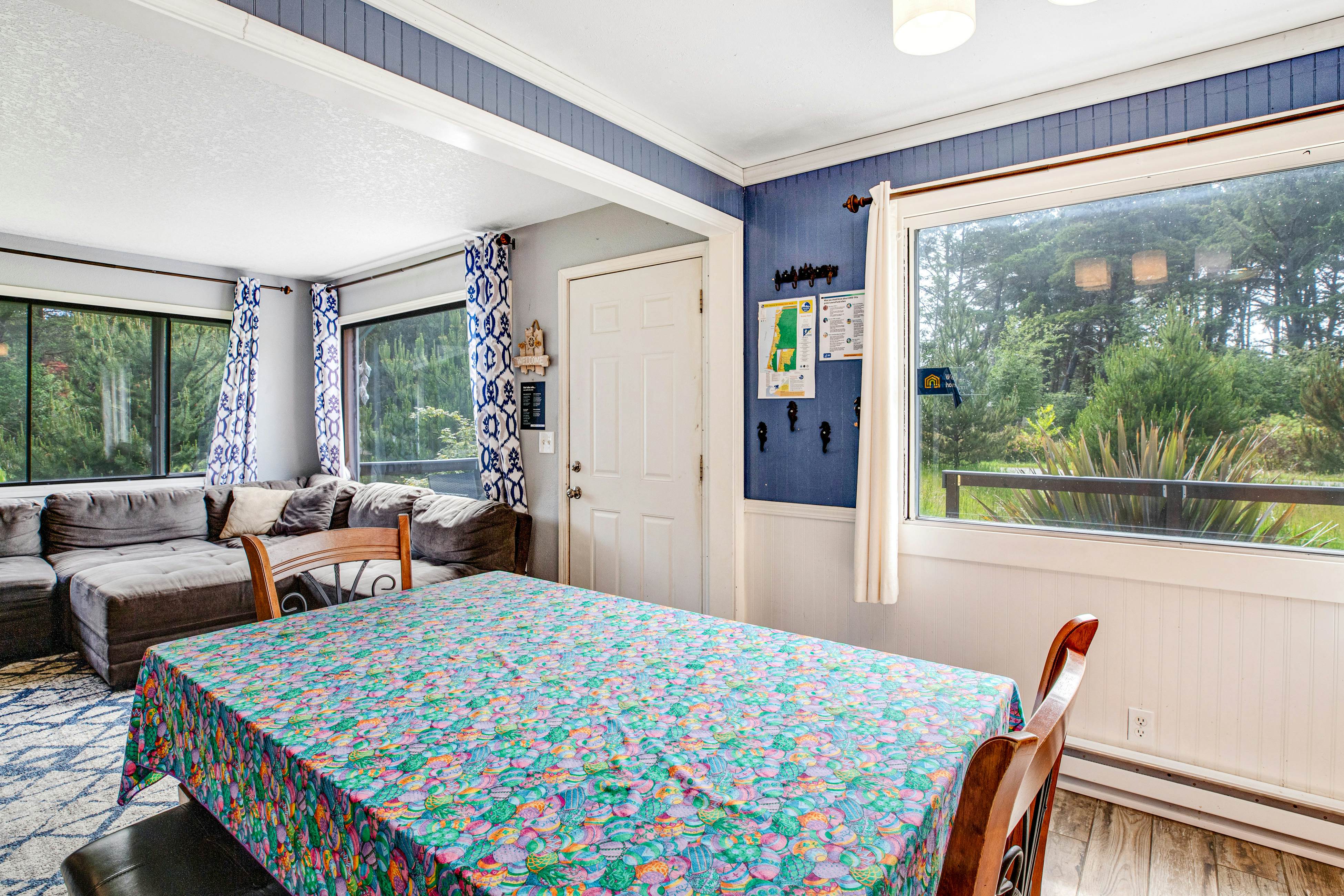 Dog-Friendly Home with Private Hot Tub & Game Room - Near the Beach & Nedonna Lake