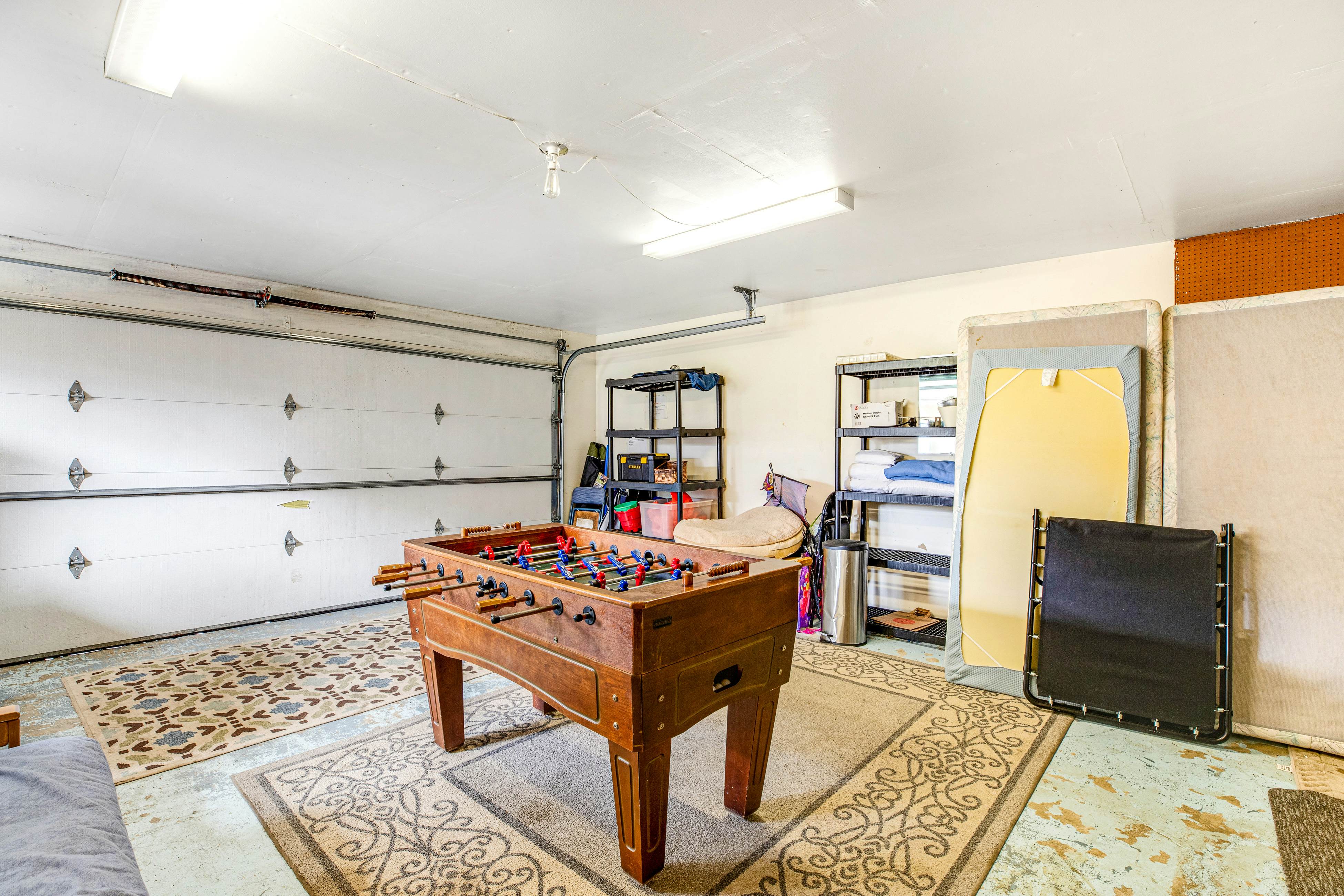 Dog-Friendly Home with Private Hot Tub & Game Room - Near the Beach & Nedonna Lake