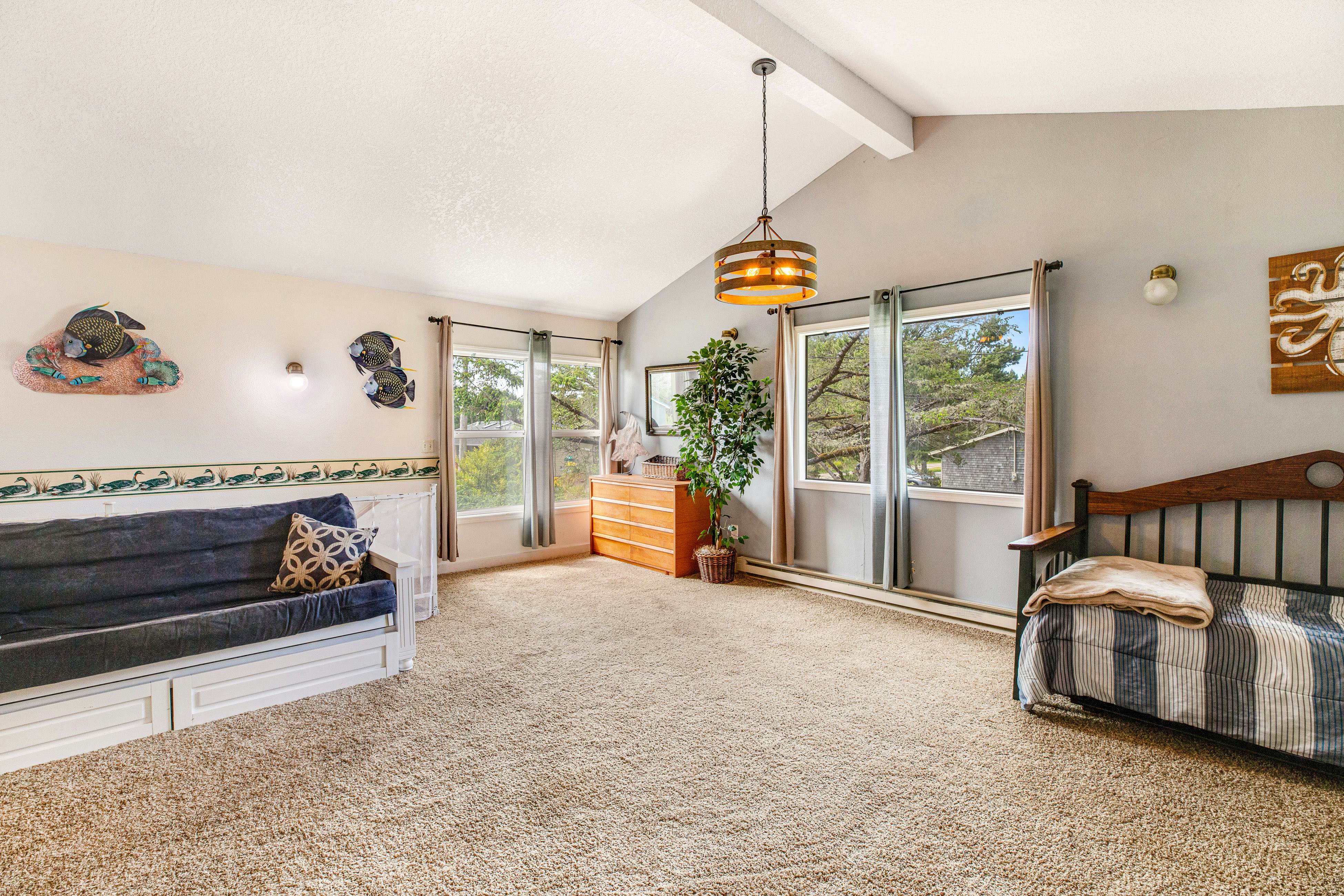 Dog-Friendly Home with Private Hot Tub & Game Room - Near the Beach & Nedonna Lake