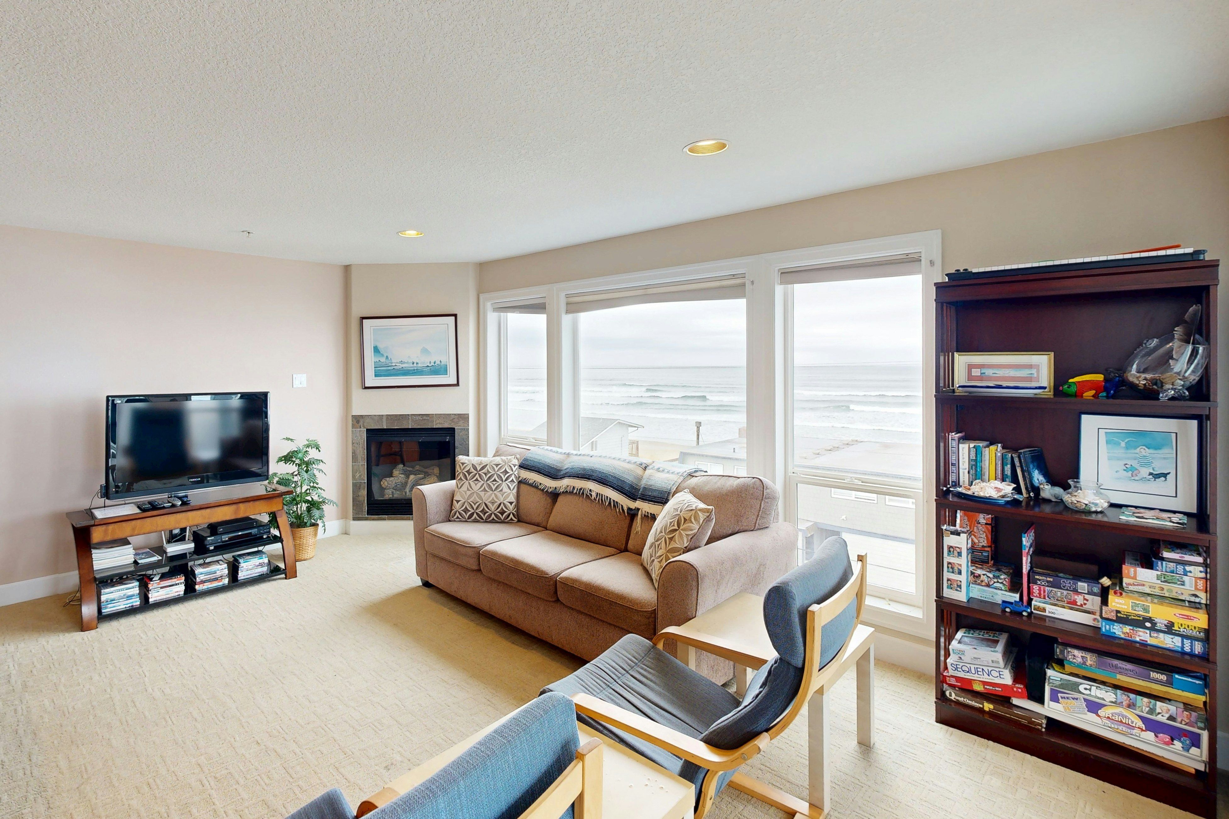 Modern Condo with Gorgeous Views, Balcony, & WiFi - Quick Walk to Beach
