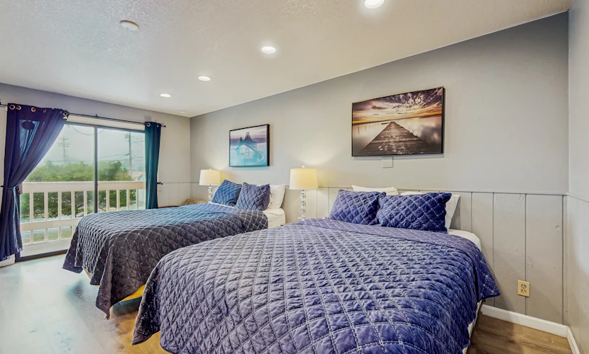 Sea Treasures Inn #209