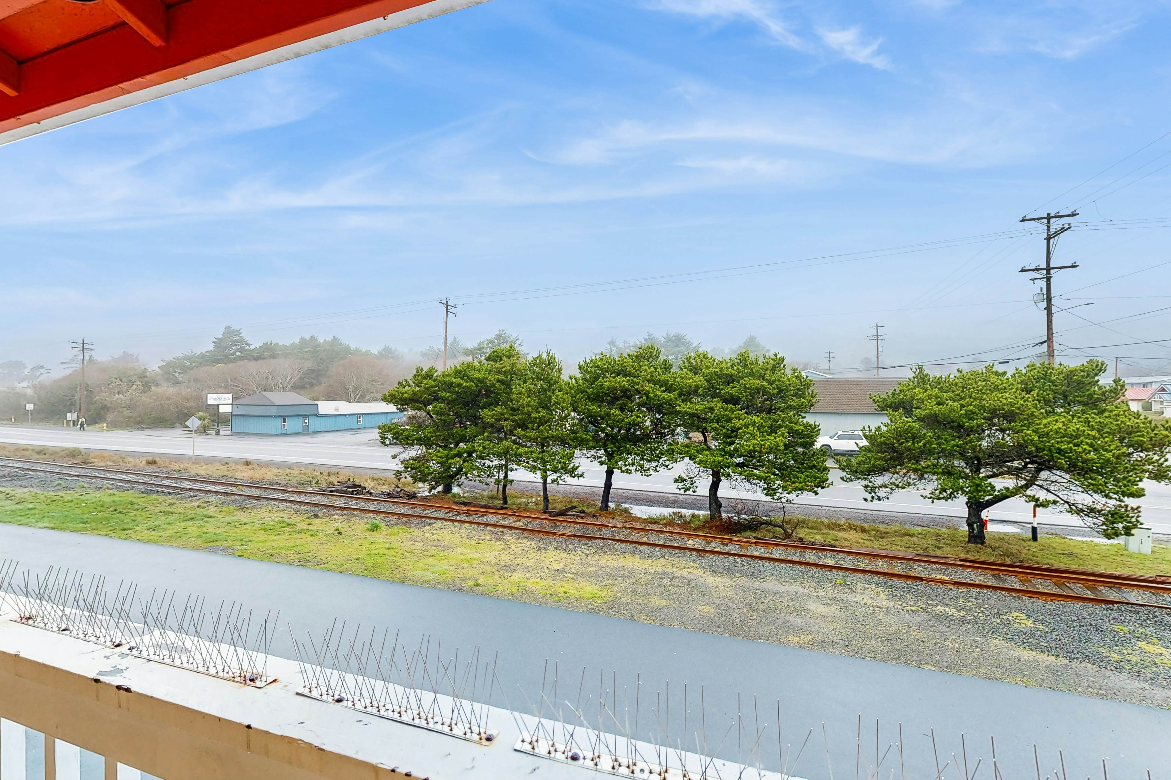 Ideally-Located Room Near Downtown & the Beach - Dog-Friendly