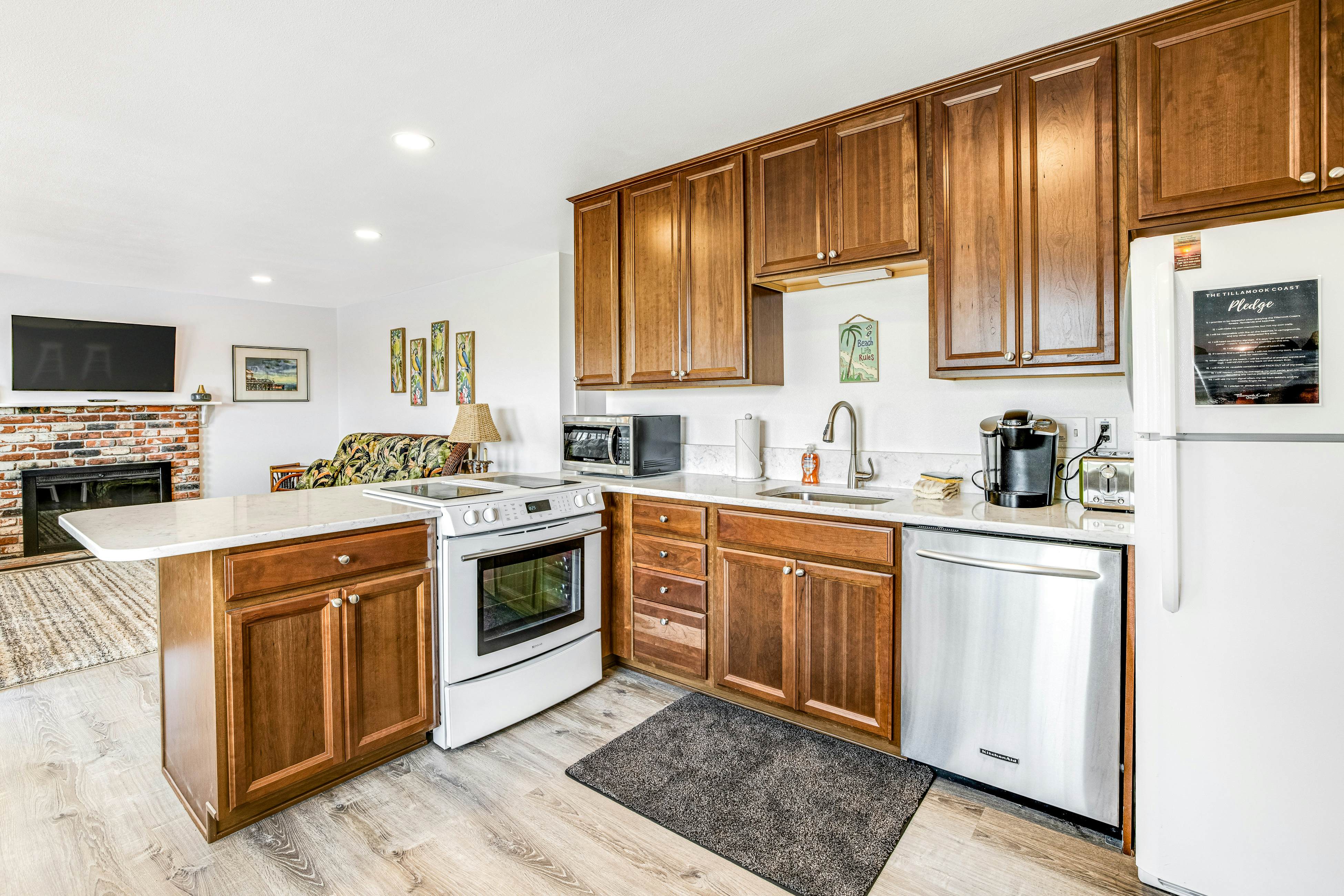 Entire oceanfront duplex with ocean view, expansive deck & beach access